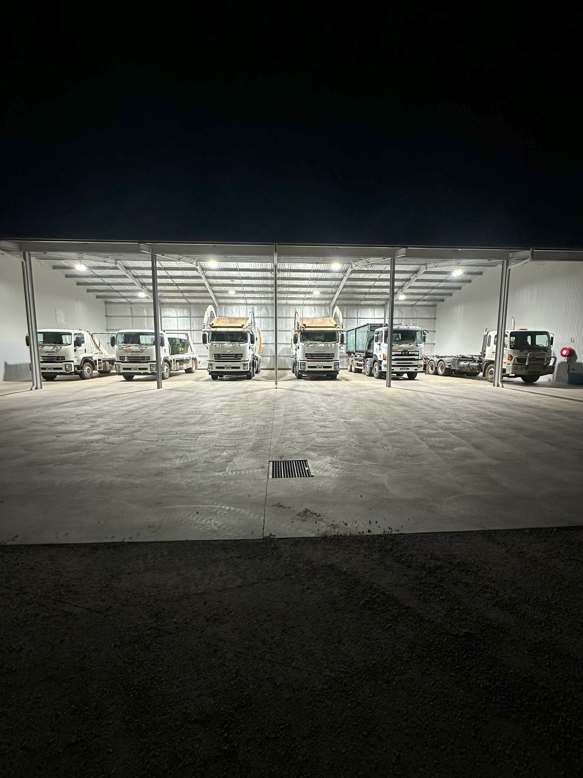 MIA Quikskips truck fleet in Griffith depot – skip bin and hook bin hire service