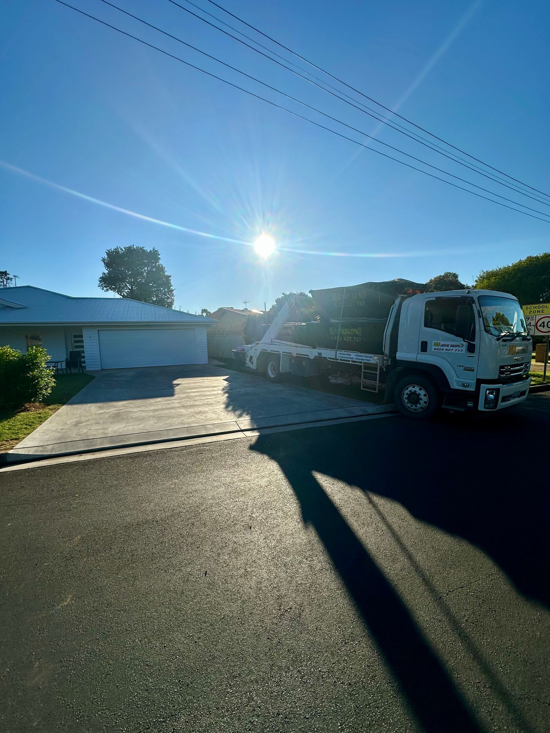 MIA Quikskips bin at Griffith home – skip bin hire for tidy up day