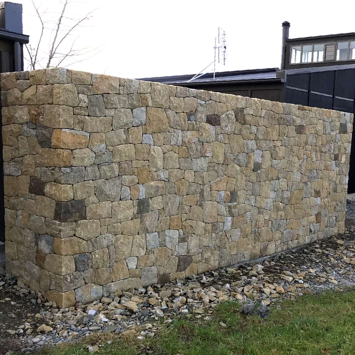 Trachyte Random Rubble