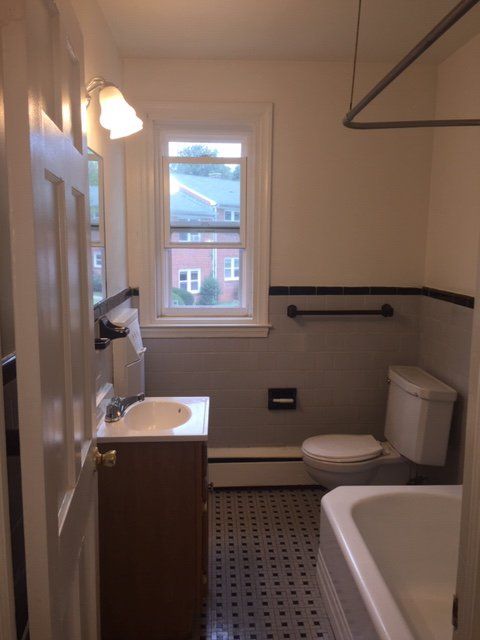 Bathroom | 505 W University Parkway