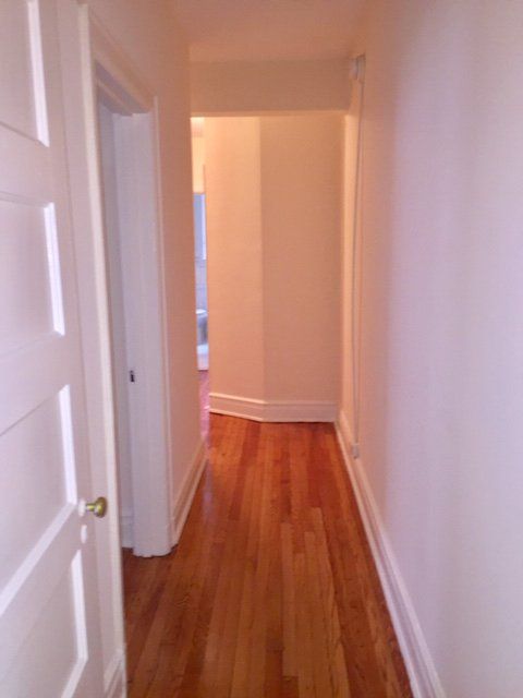 Hallway | The Carolina Apartments