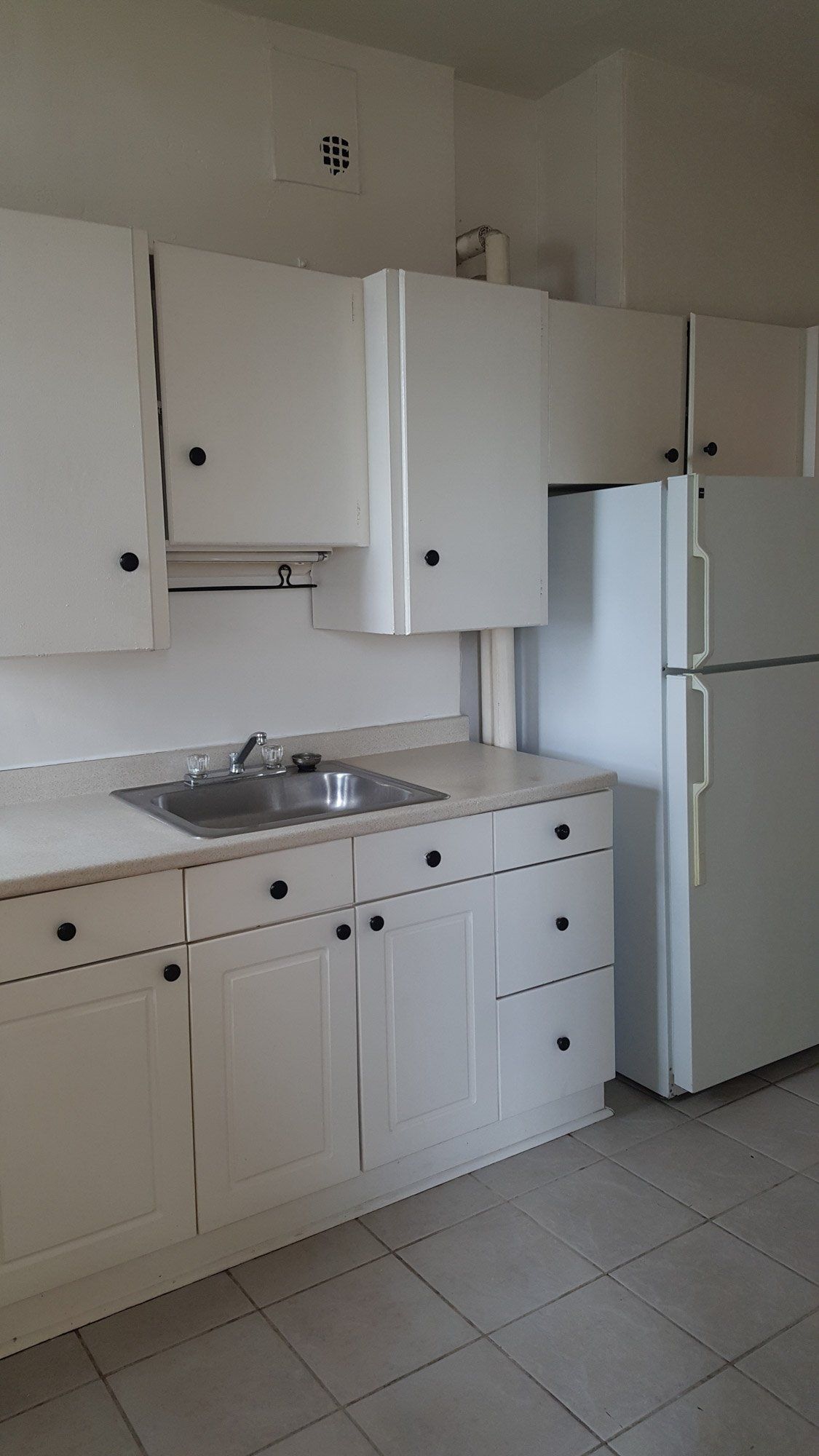 Kitchen | Wyman Towers