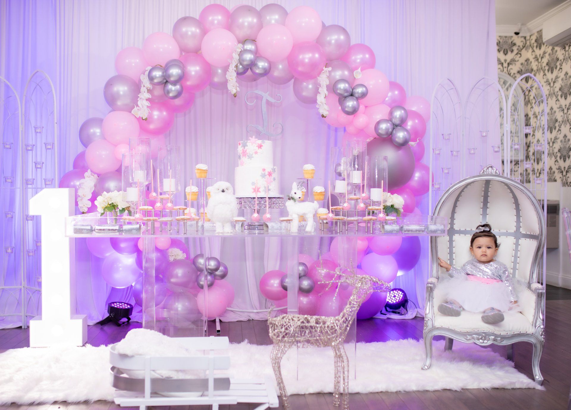 Milestone Birthday Photographer | Baby 1st Birthday Photos | baby girl 1st birthday photography | baby birthday photographer