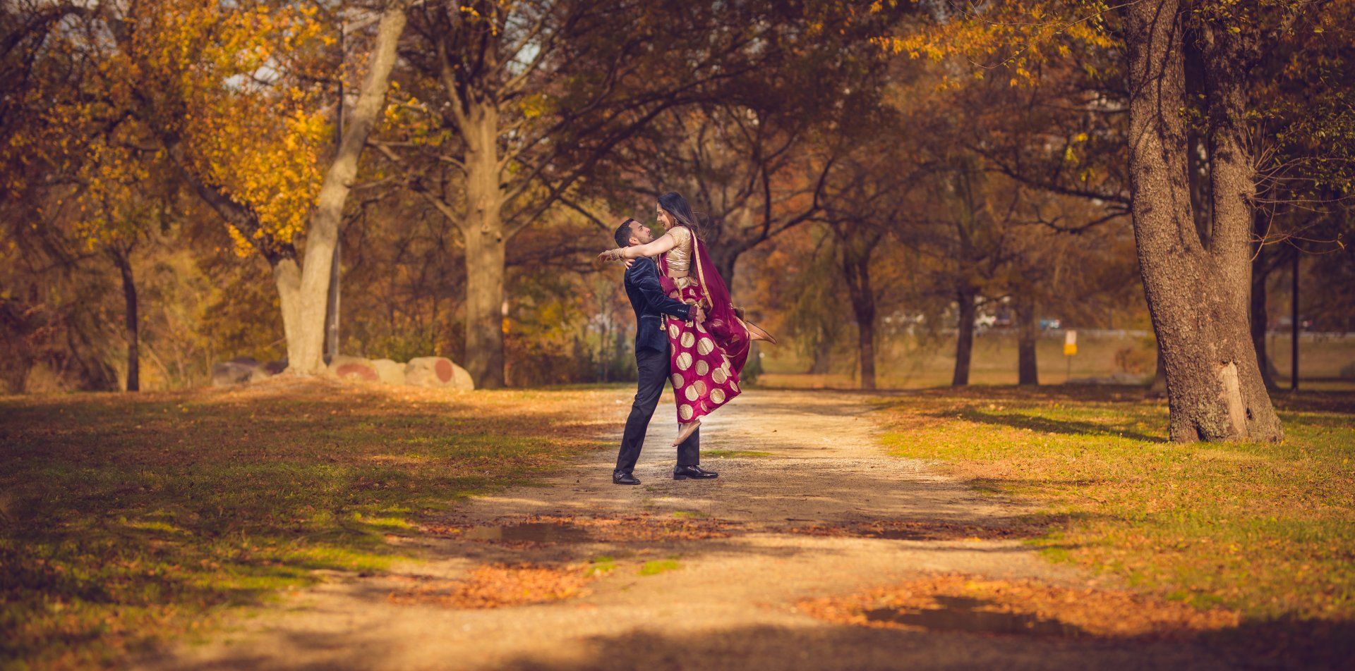 Engagement Photos | Engagement Shoot | NYC Engagement Photographer | Couples Shoot | Fall Wedding Engagement Photographer | Fall Wedding Engagement Photoshoot