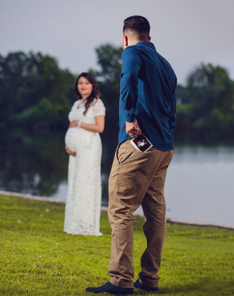 Maternity Photo Shoot | NY Outdoor Park Lake Maternity Photography | Long Island NYC Maternity Photographer | maternity photographer long island | pregnancy photo shoot nyc | pregnancy photography nyc