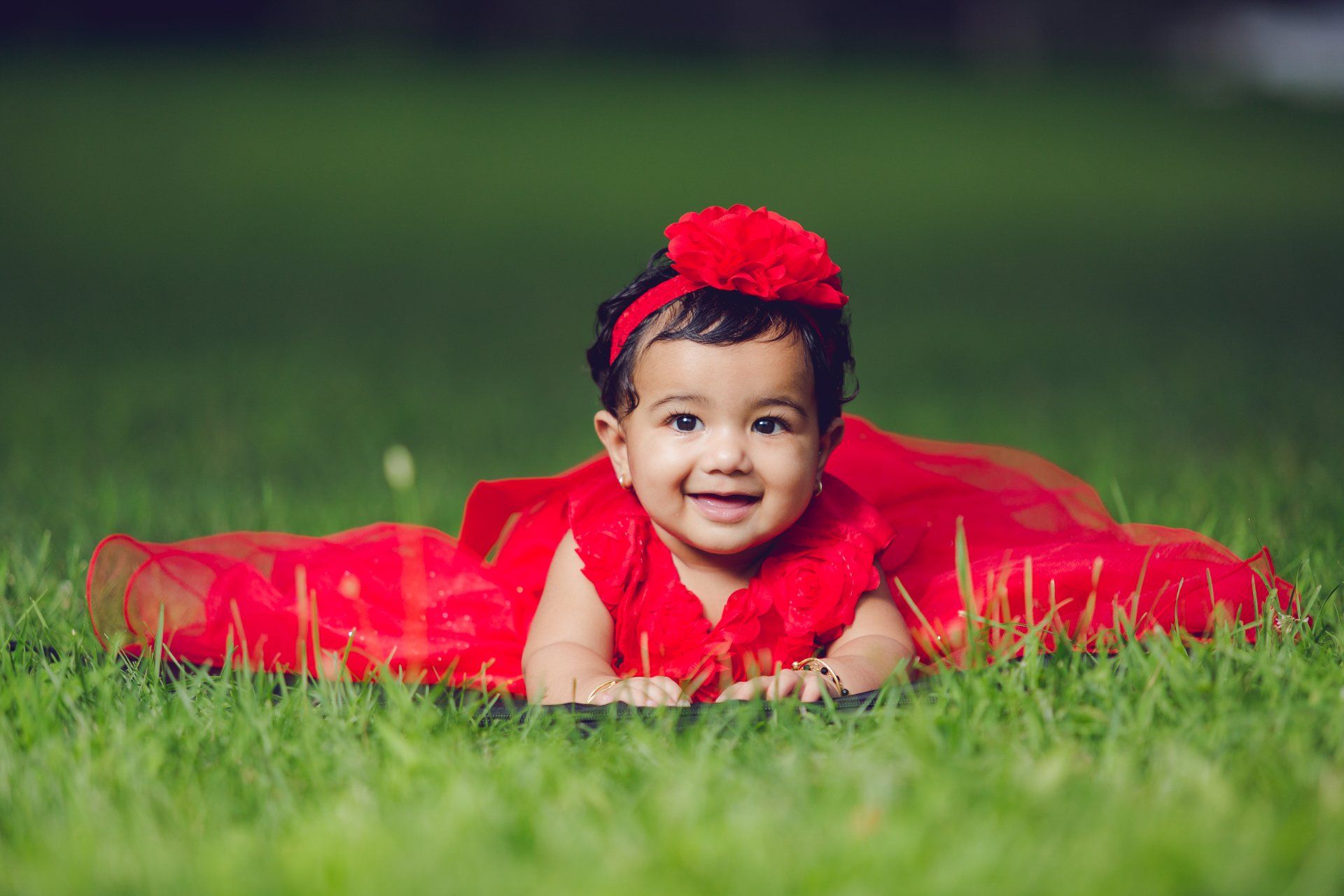 Outdoor Family Baby Photo Shoot | NYC Family Photographer | Family Photos in Park