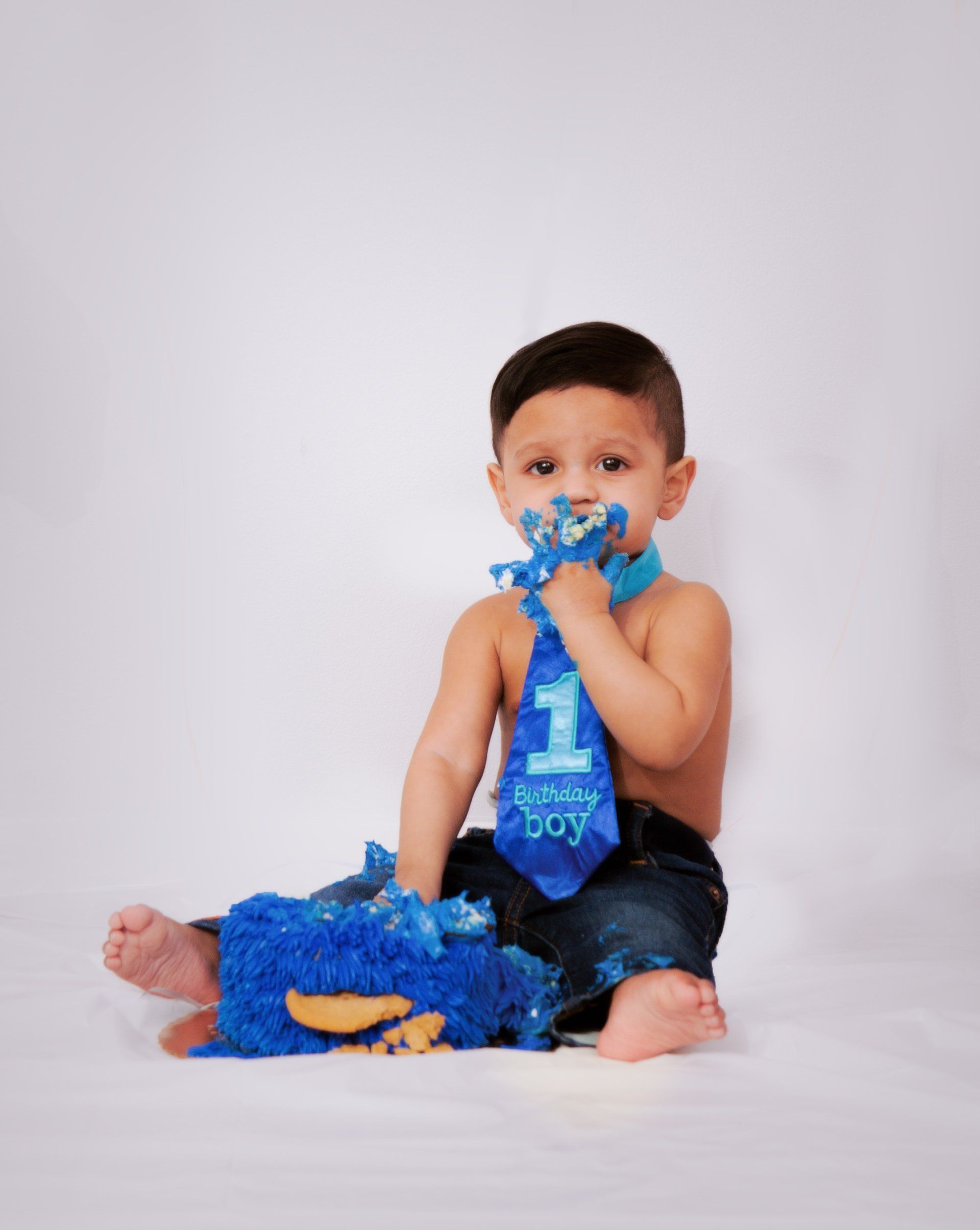 1st Birthday | Baby Boy 1st Birthday Cake Smash | Cake Smash Photographer | Milestone Birthday | NY Photographer | birthday photographer nyc | party photographer nyc | cake smash photographer nyc
