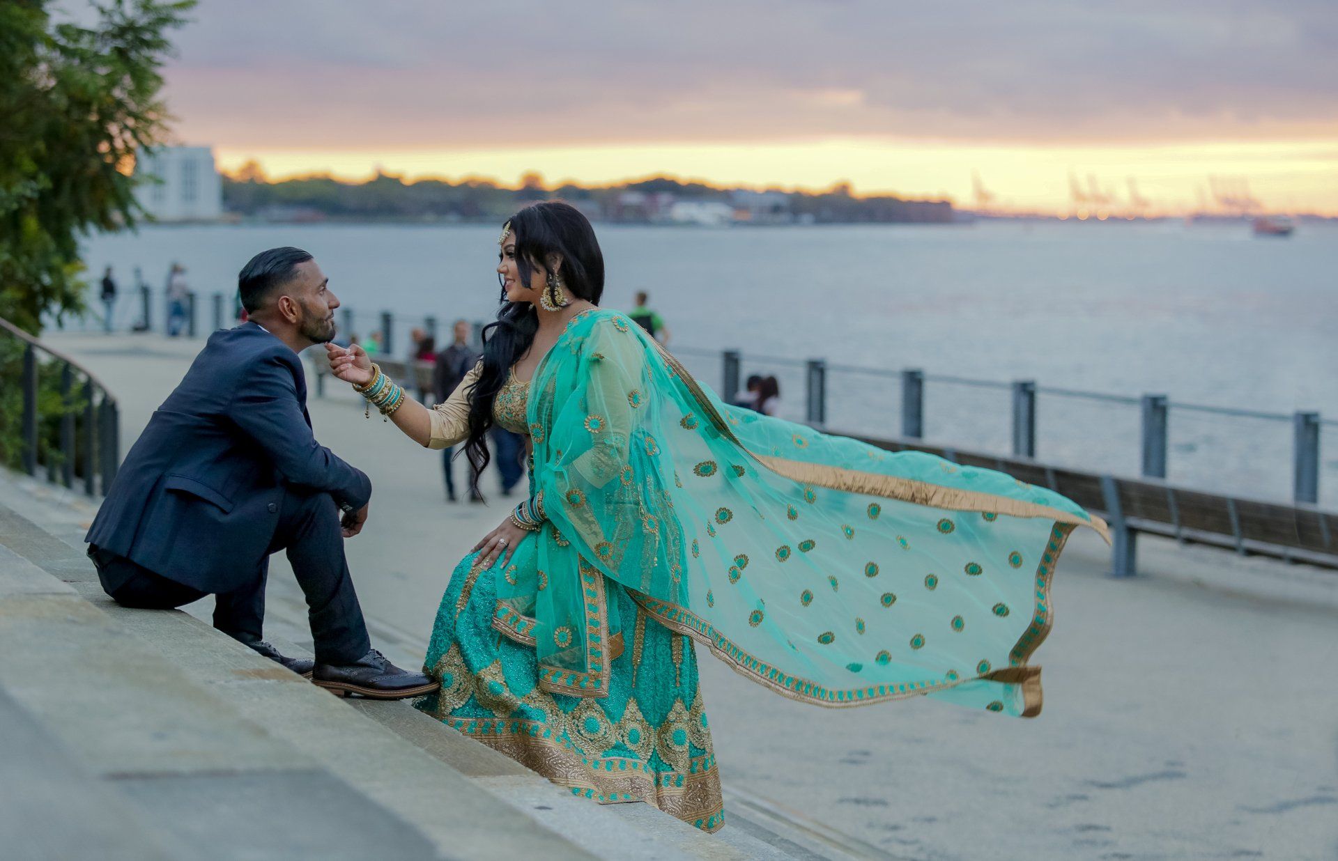 Engagement Photos | Engagement Shoot | Queens NYC Engagement Photographer | Couples Shoot | Gantry Plaza Park | Long Island City Photographer