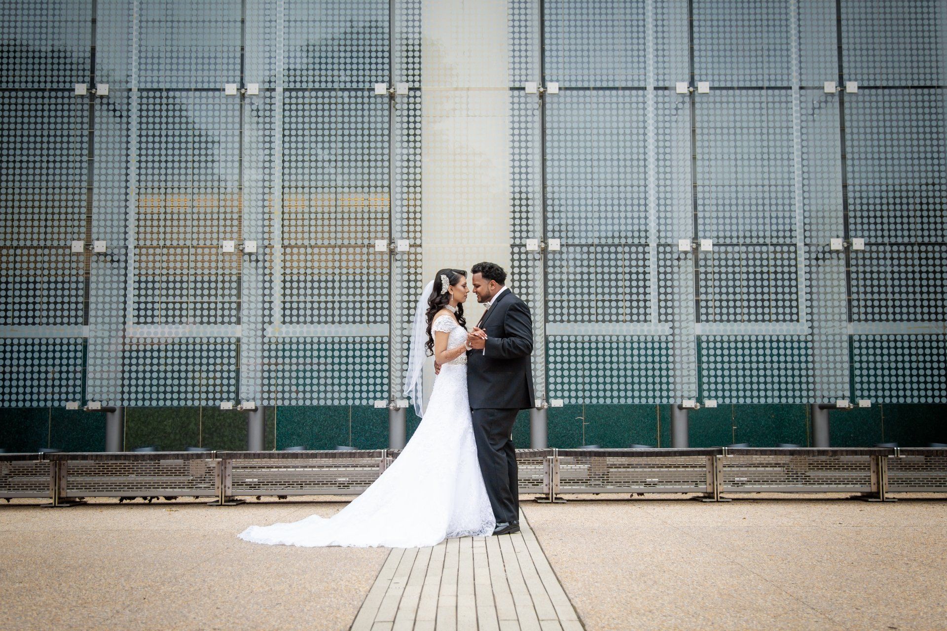 Best Wedding Photographer in NYC | Best Affordable NY Long Island Queens Brooklyn Bronx NJ Photographer | Wedding Photo Shoots