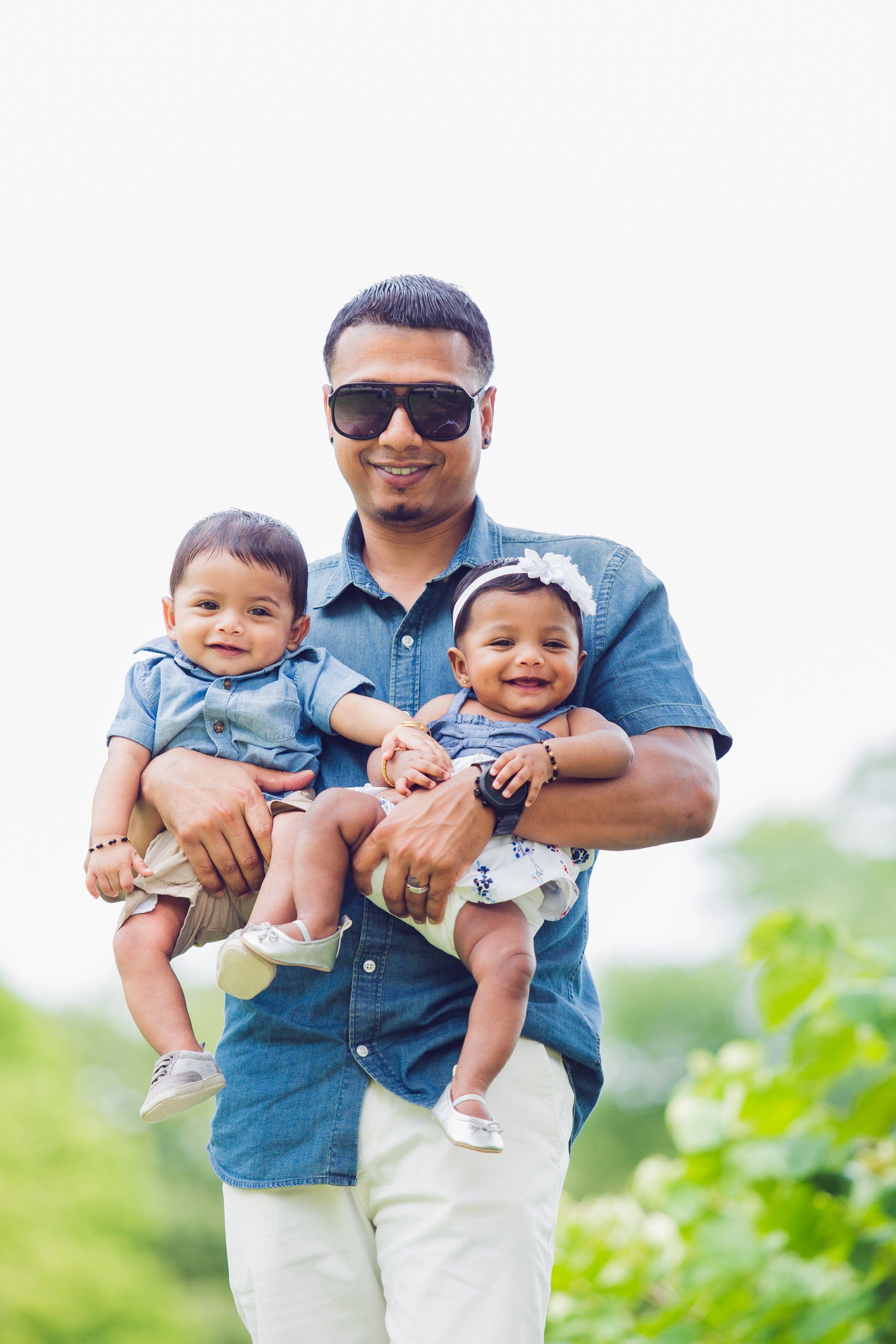 Outdoor Family Baby Twins Photo Shoot | NYC Family Photographer | Family Photos in Park