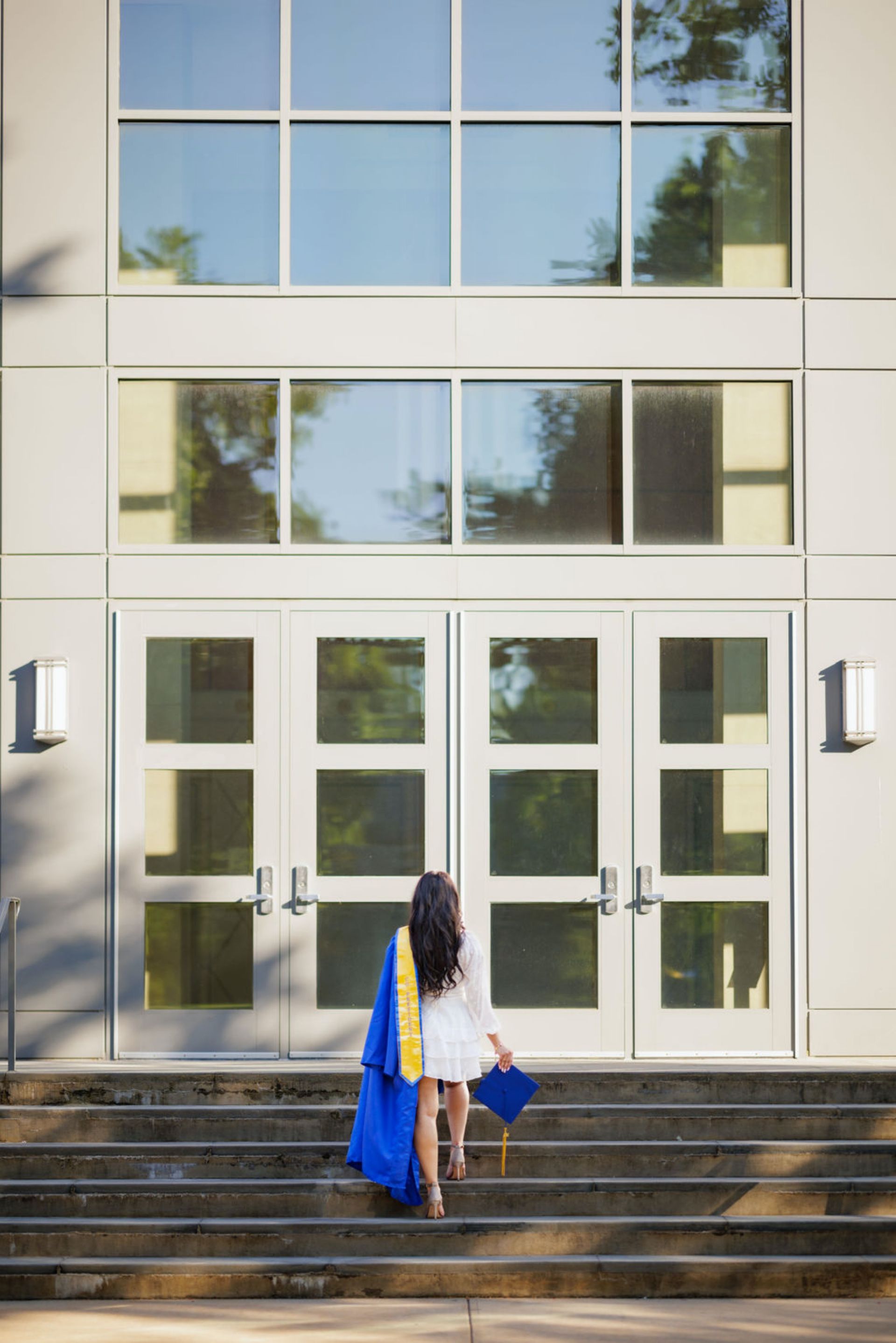 NYC Graduation Photoshoot | NYC Graduation Photographer | NY College Graduation Photos | NYC Graduation Photographer