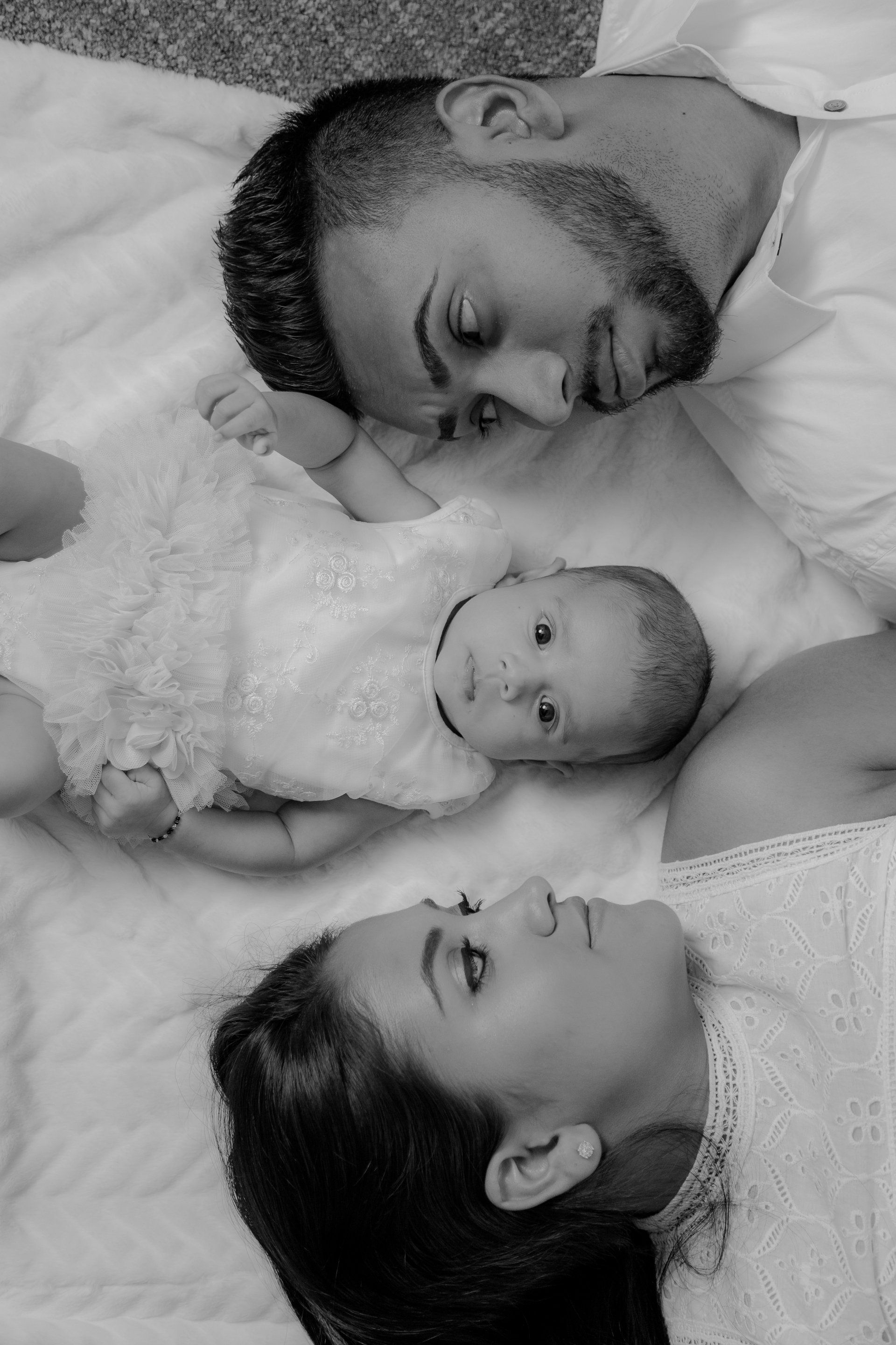 Newborn Photography | Best NYC Newborn Photographer | Baby Photo Shoot |  Best New York Family Photographer | Affordable Baby Family Photography | NY At Home Photoshoots | family photos nyc | family photography nyc