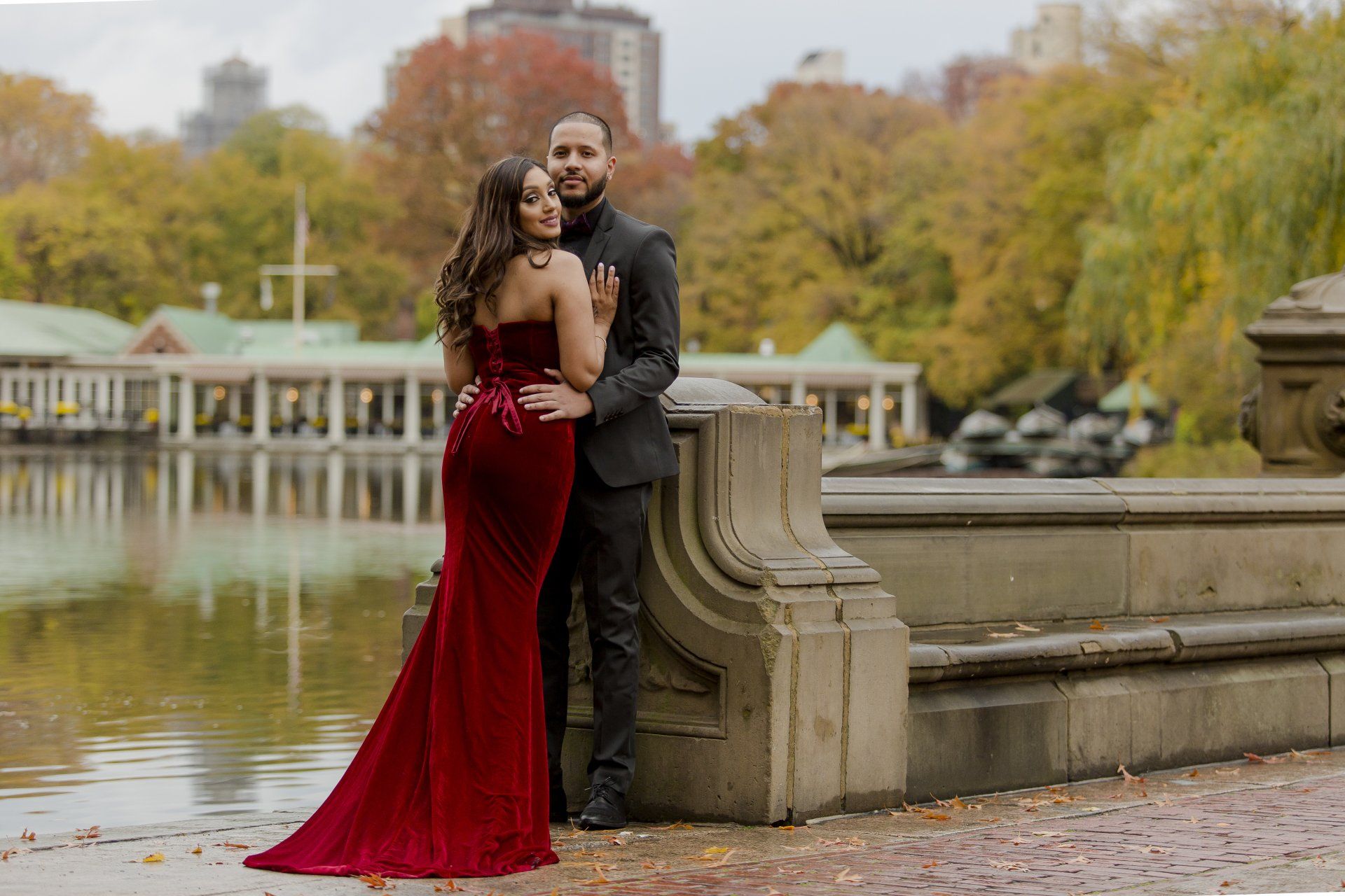 Central Park Engagement Photos | Engagement Shoot | NYC Engagement Photographer | Couples Shoot | Fall Photoshoot