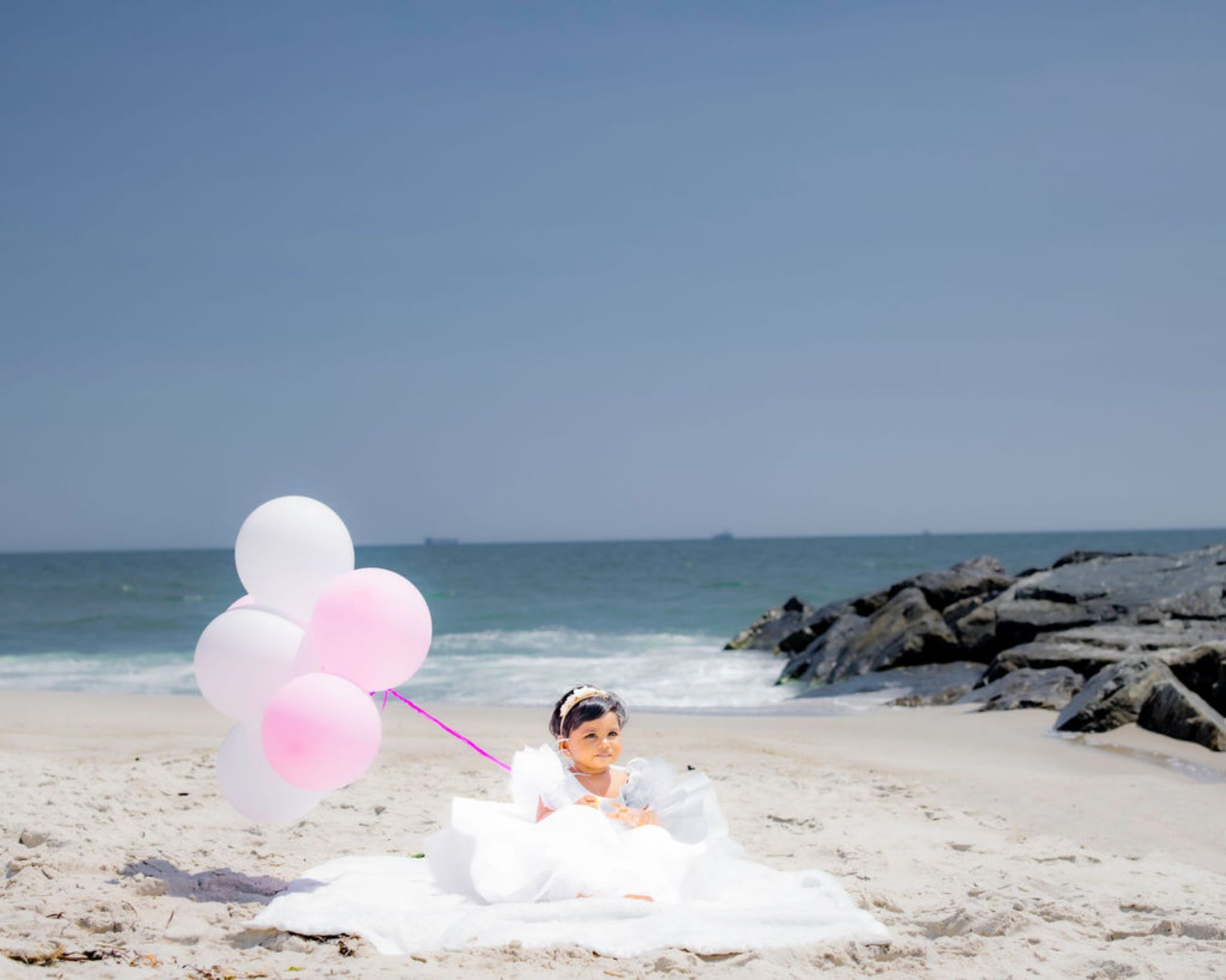 NYC Family Photographer | Outdoor Family Beach Photoshoot | Family Photos | family photos nyc