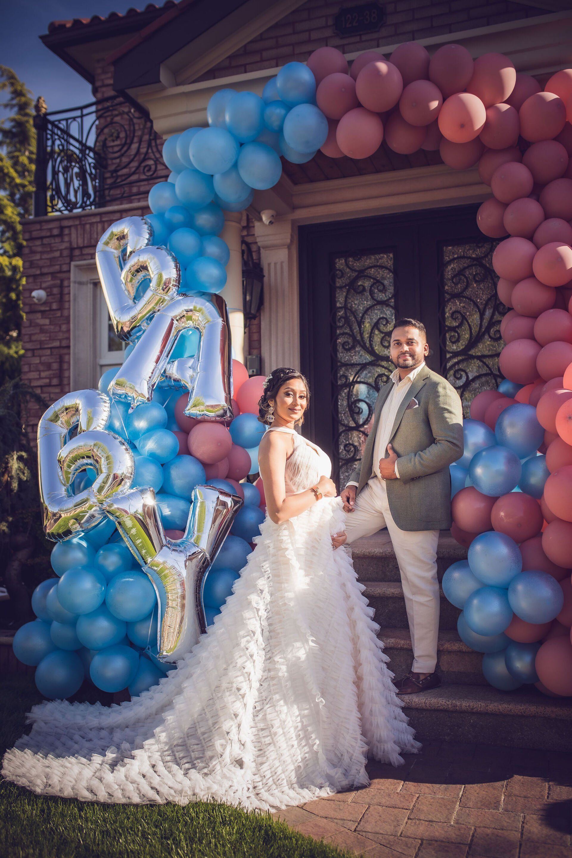 Outdoor Maternity Photography in New York City | NYC Maternity Photographer | Best Maternity Photographer New York