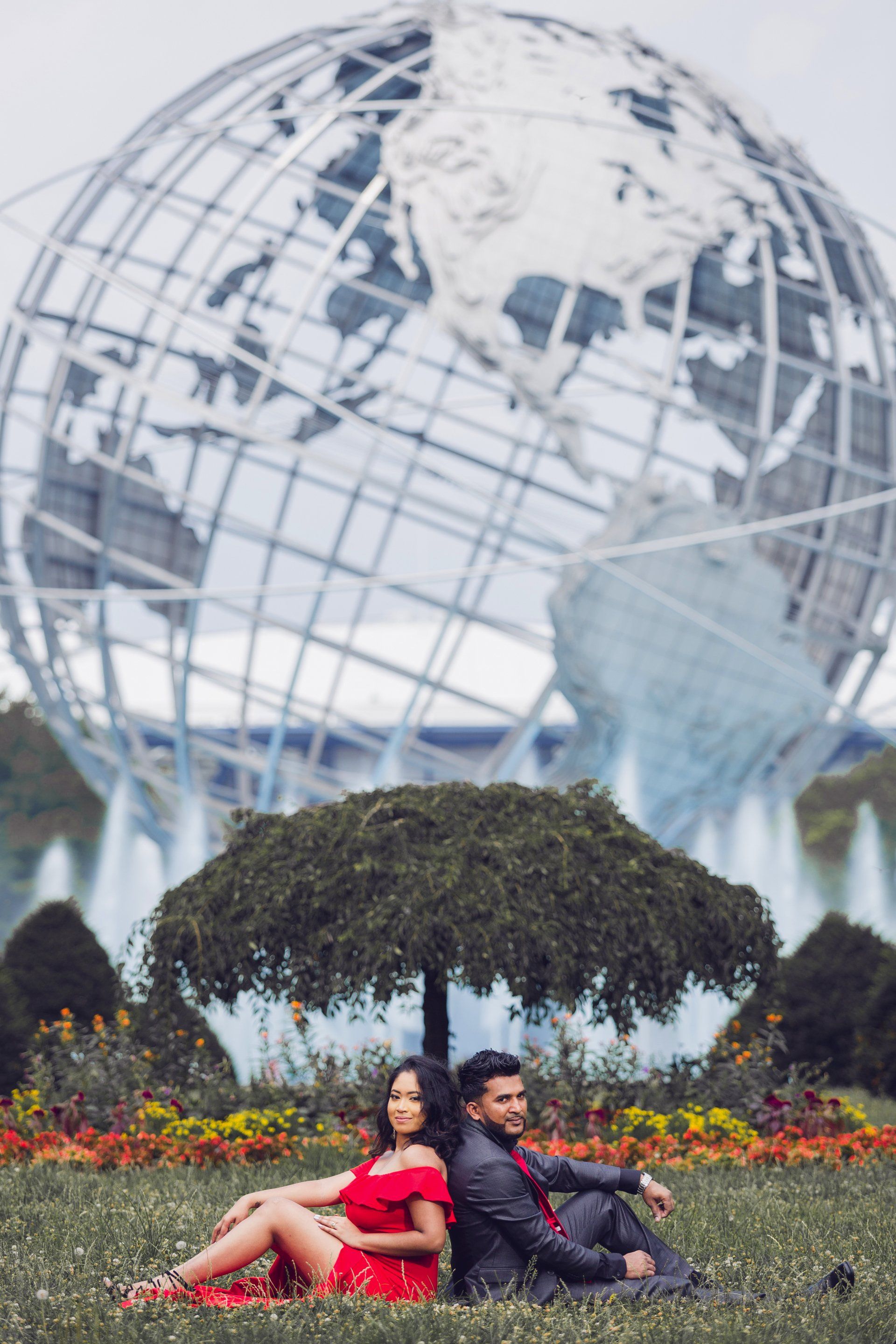 Flushing Meadows Park Engagement Photos | Engagement Shoot | Queens NYC Engagement Photographer | Outdoor Couples Shoot