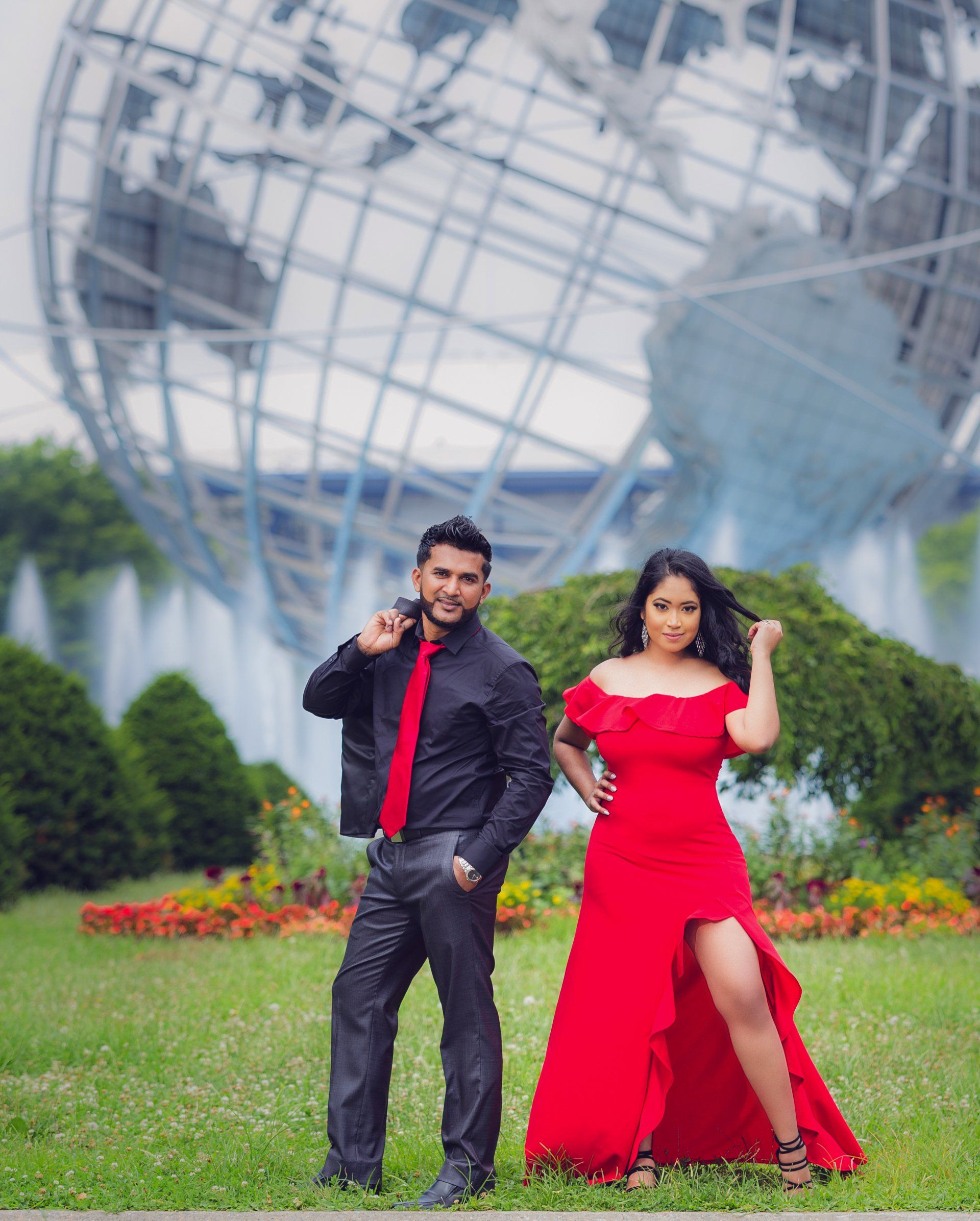 Flushing Meadows Park Engagement Photos | Engagement Shoot | Queens NYC Engagement Photographer | Outdoor Couples Shoot