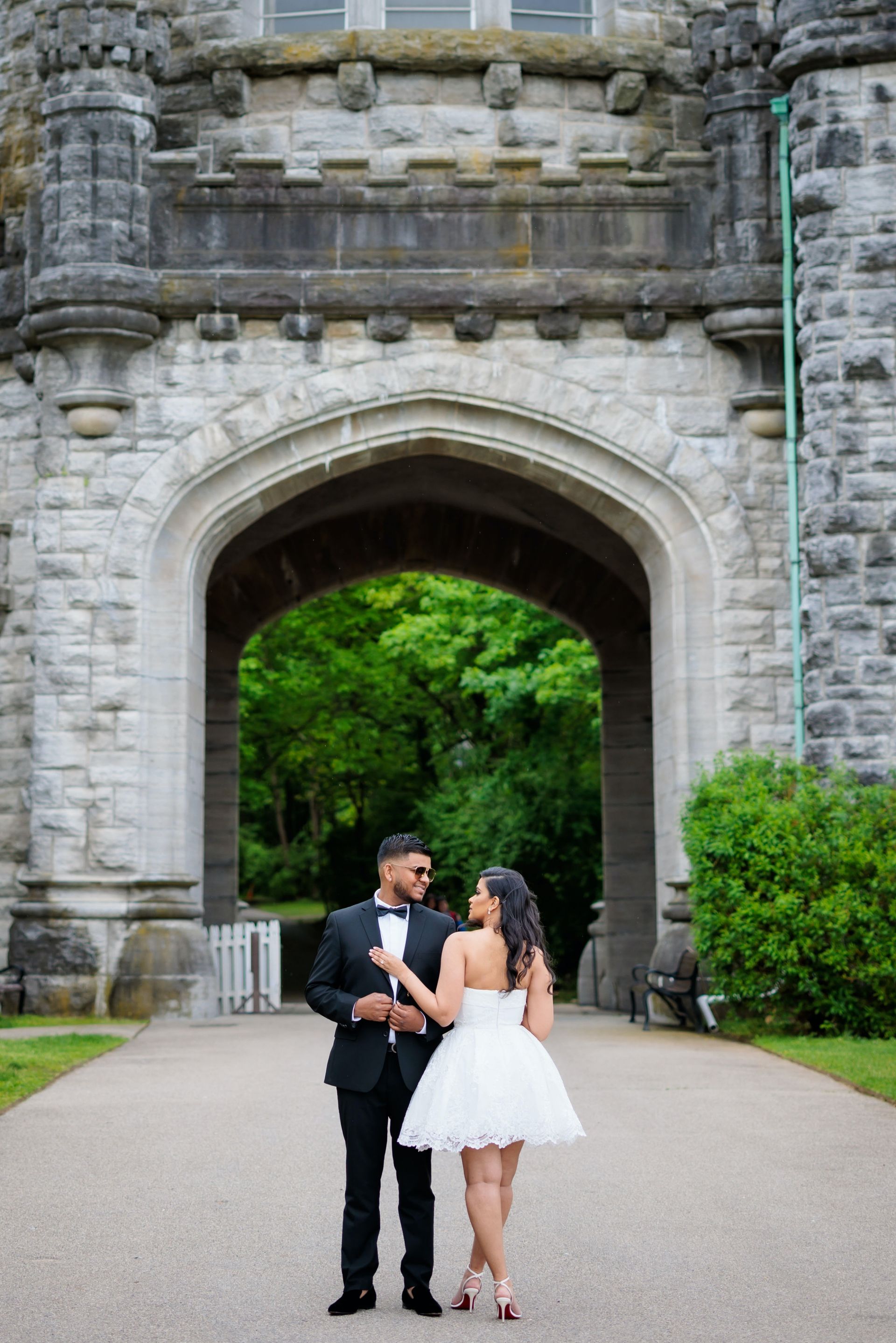 Engagement Photos | Engagement Shoot | NYC Engagement Photographer | Couples Shoot | Outdoor Engagement Photoshoot | Outdoor Park Engagement Photographer NY | Best Engagement Photographer