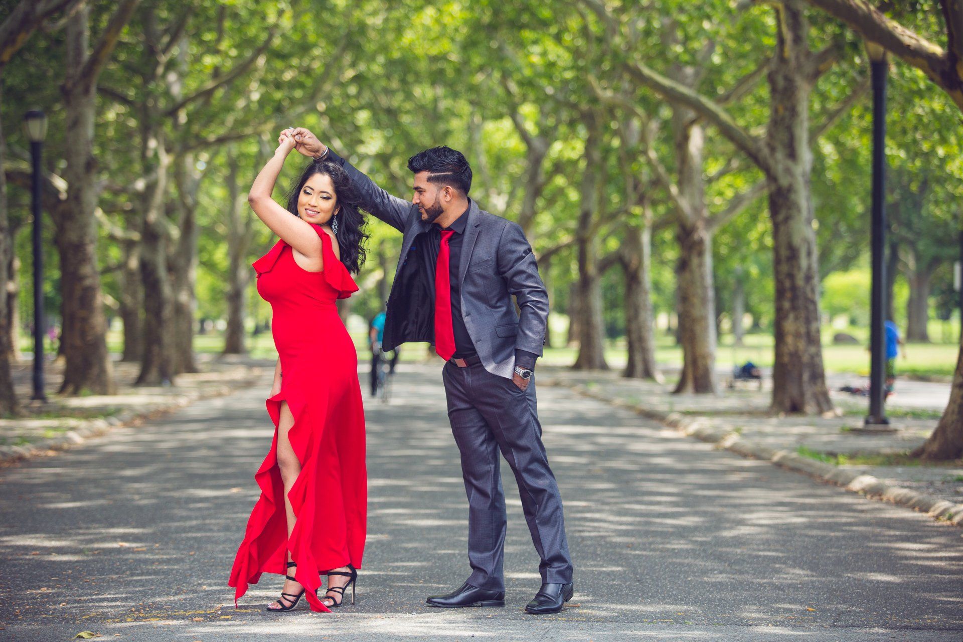 Flushing Meadows Park Globe Waterfall Engagement Photos | Engagement Shoot | Queens NYC Engagement Photographer | Outdoor Couples Shoot | Japanese Cherry Blossom | Japanese Cherry Blossom Engagement Shoot