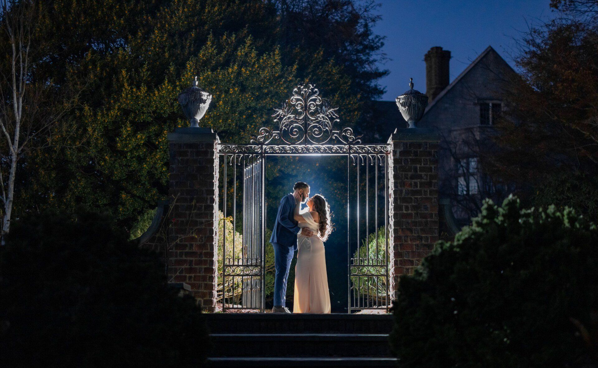 Engagement Photos | Engagement Shoot | Engagement Photographer | Outdoor Engagement Photoshoot | Best Engagement Photographer