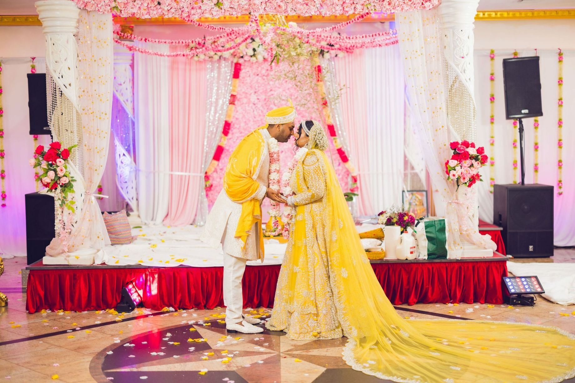Best Indian Wedding Photographer in NY and FL | NY FL Wedding Photographer | Indian Caribbean Wedding Photoshoots