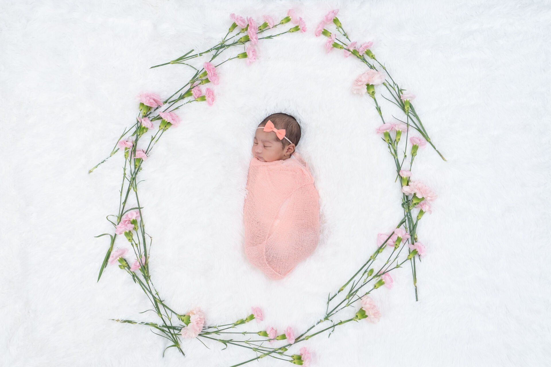 Best Newborn Family Photographer in NYC | Best NY Long Island Queens Brooklyn Bronx NJ Photographer |  Newborn Family Photo Shoots