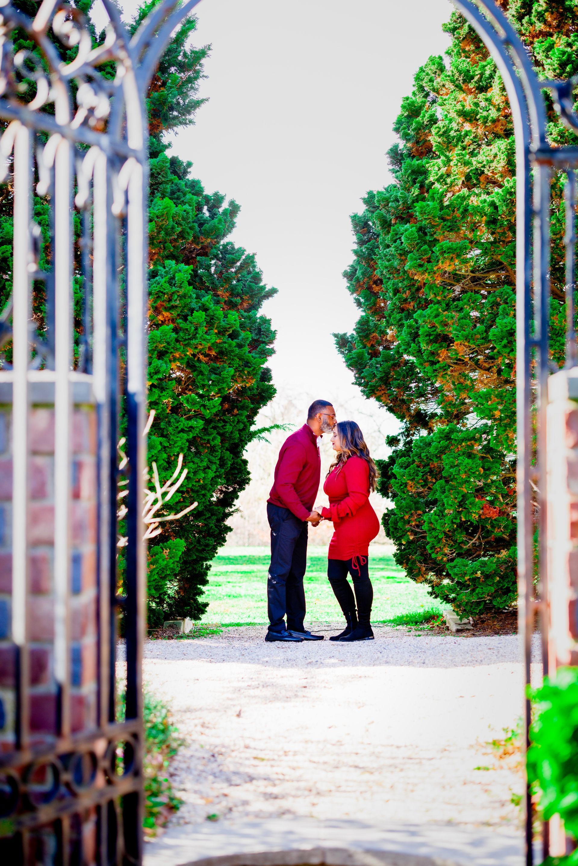 Outdoor Family Holiday Photoshoot Rockefeller Center NY | Holiday Family Photos NY | New York Family Holidays Photography | NY Family Christmas Holiday Photoshoot | Family Photoshoot Christmas NY