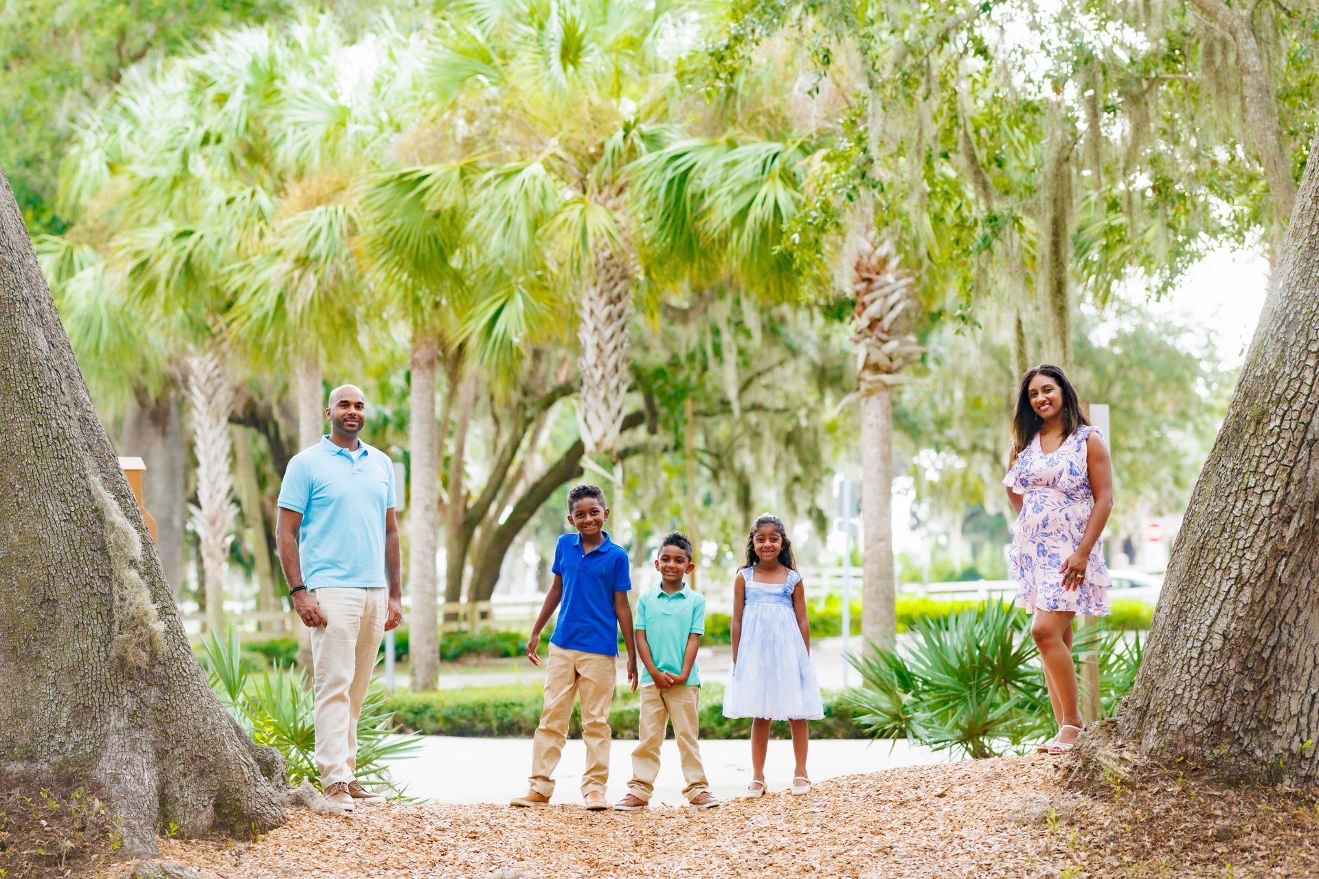 Outdoor Florida Family Photographer | Outdoor Family Photoshoot | Family Photos FL | Family Photography Orlando
