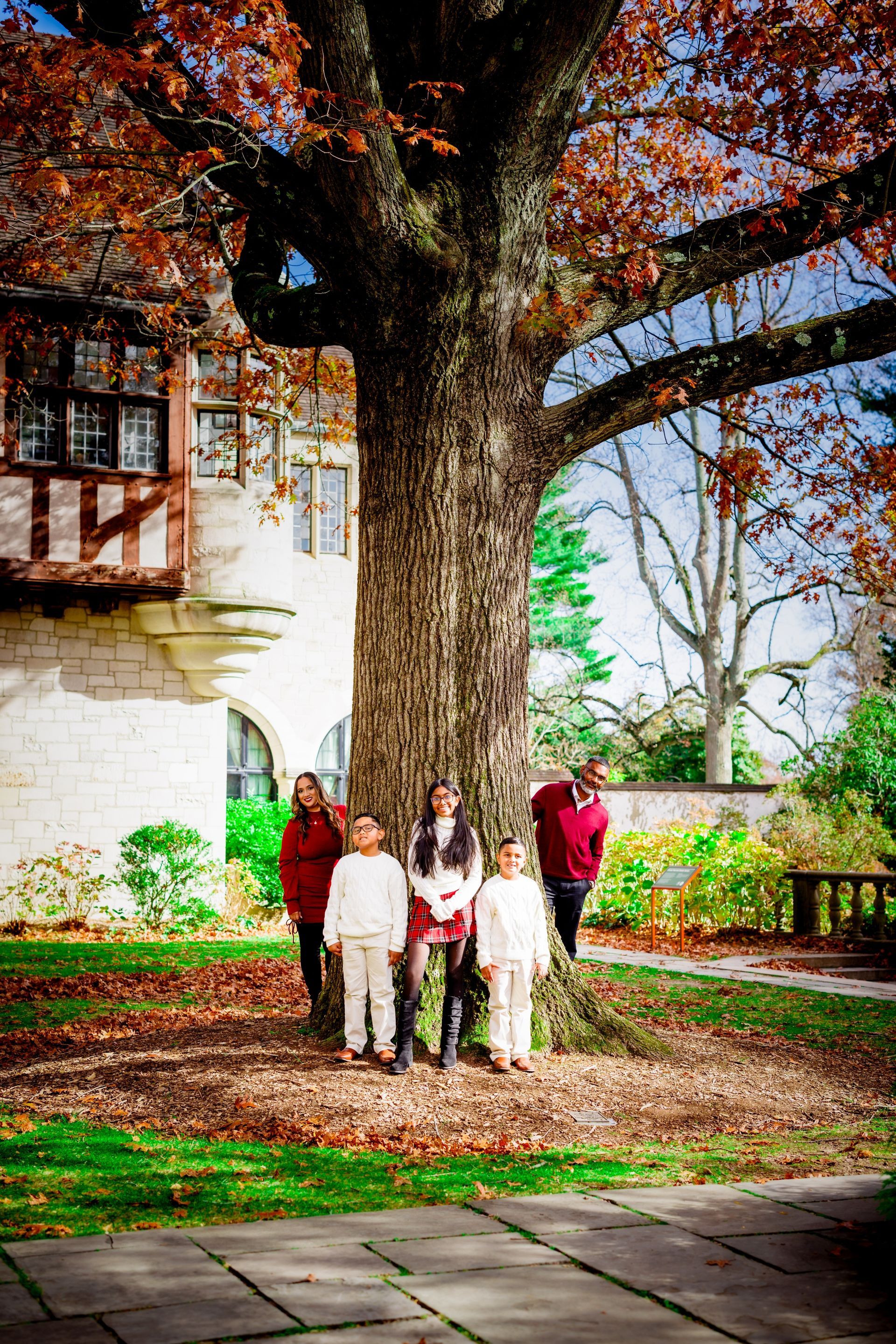 Outdoor Family Holiday Photoshoot Rockefeller Center NY | Holiday Family Photos NY | New York Family Holidays Photography | NY Family Christmas Holiday Photoshoot | Family Photoshoot Christmas NY