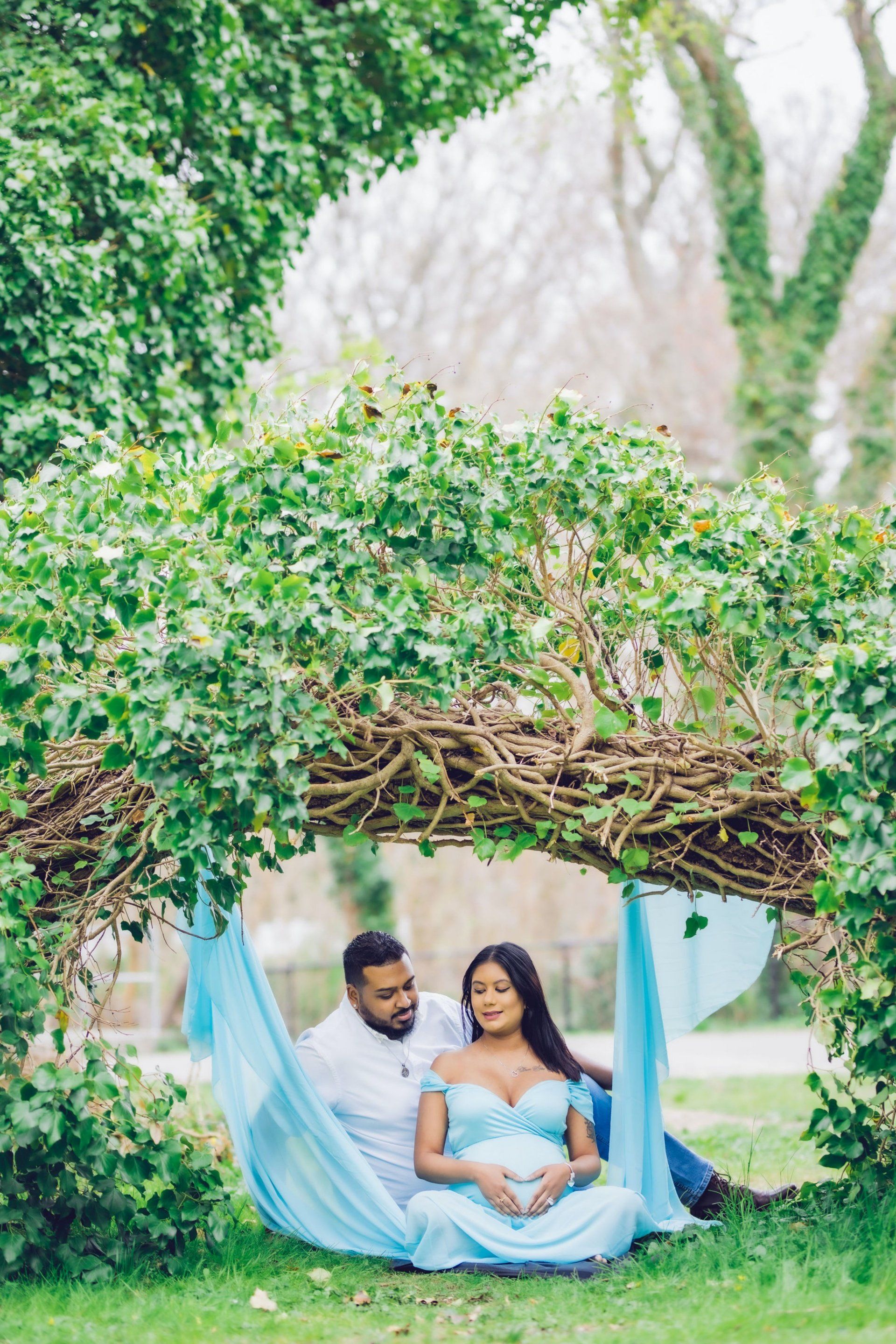 Maternity Photo Shoot | NY Outdoor Lake Maternity Photography | Family Shoot | NYC Photographer | maternity photographer long island | pregnancy photo shoot nyc | pregnancy photography nyc