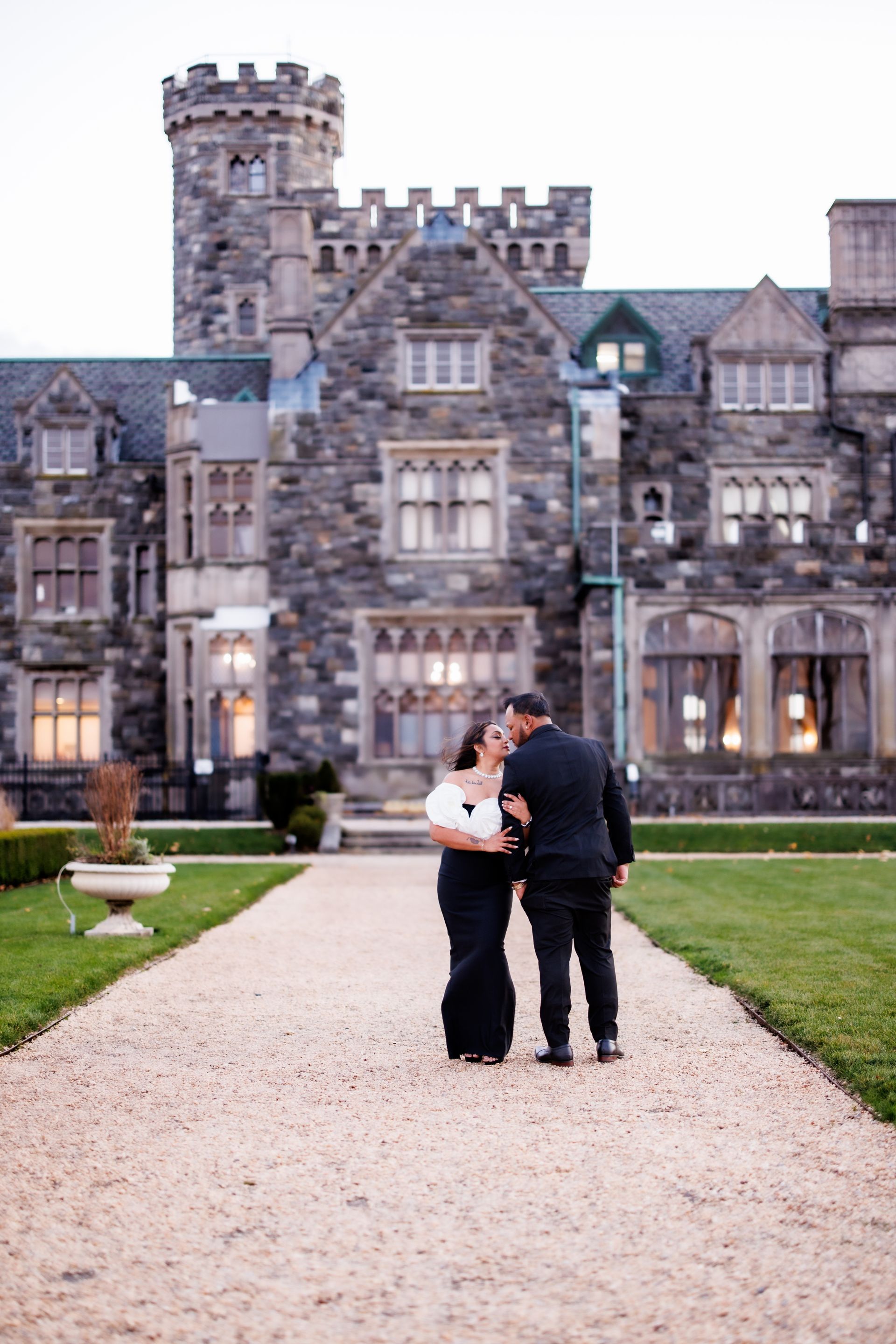 Engagement Photos | Engagement Shoot | NYC Engagement Photographer | Couples Shoot | Outdoor Engagement Photoshoot | Outdoor Park Engagement Photographer NY | Best Engagement Photographer