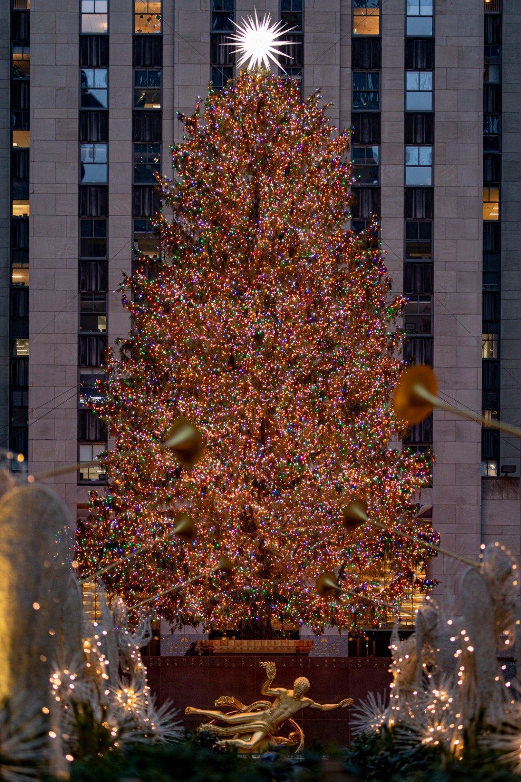 Travel Photography | Rockefeller Tree | New York Photographer | Christmas Decor NYC
