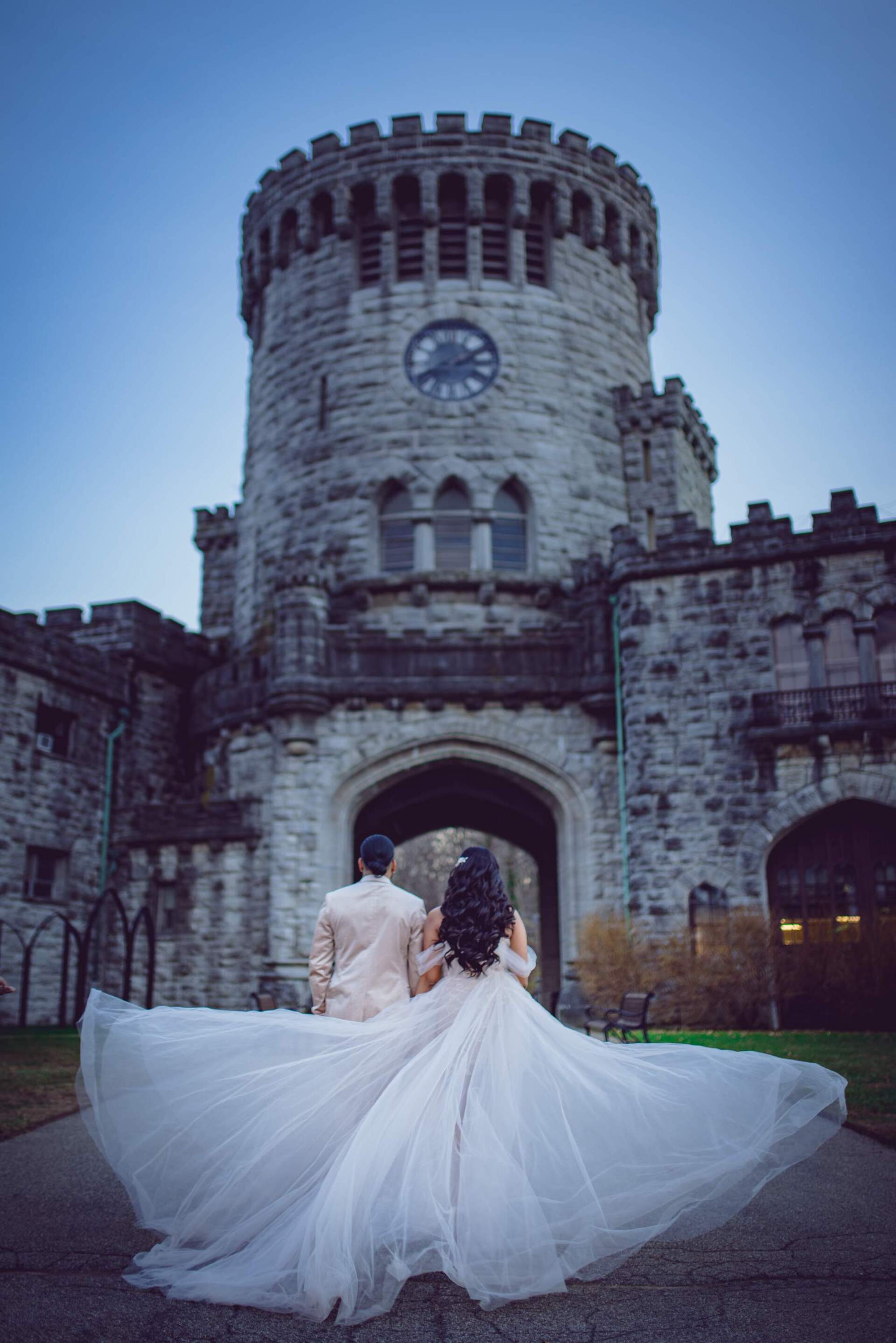Engagement Photos | Engagement Shoot | NYC Engagement Photographer | Couples Shoot | Outdoor Engagement Photoshoot | Outdoor Park Engagement Photographer NY | Best Engagement Photographer