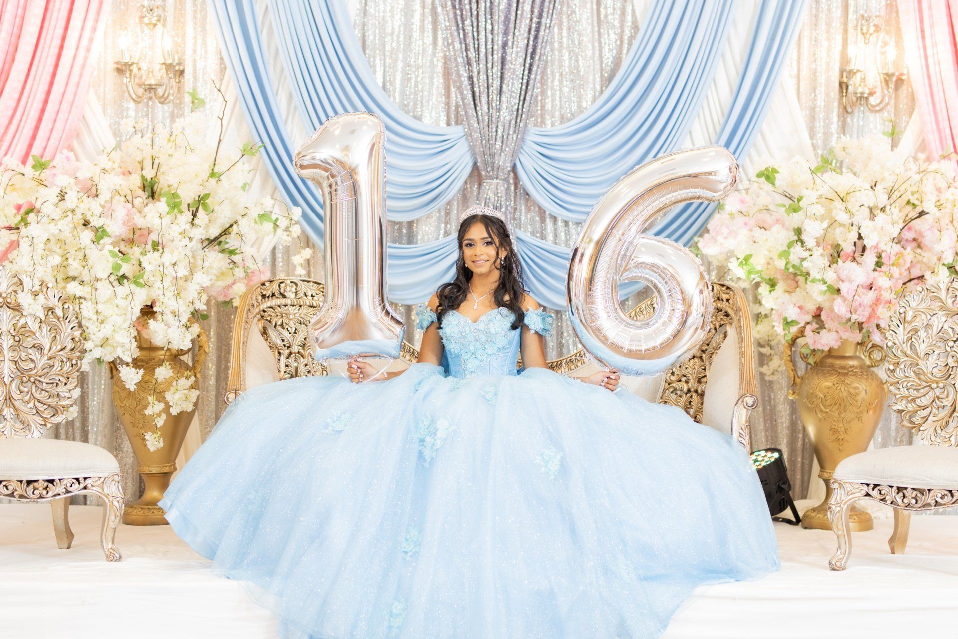 Birthday Party Photography | photographer for birthday photoshoot | NY Sweet 16 Photography | 16 birthday photoshoot |