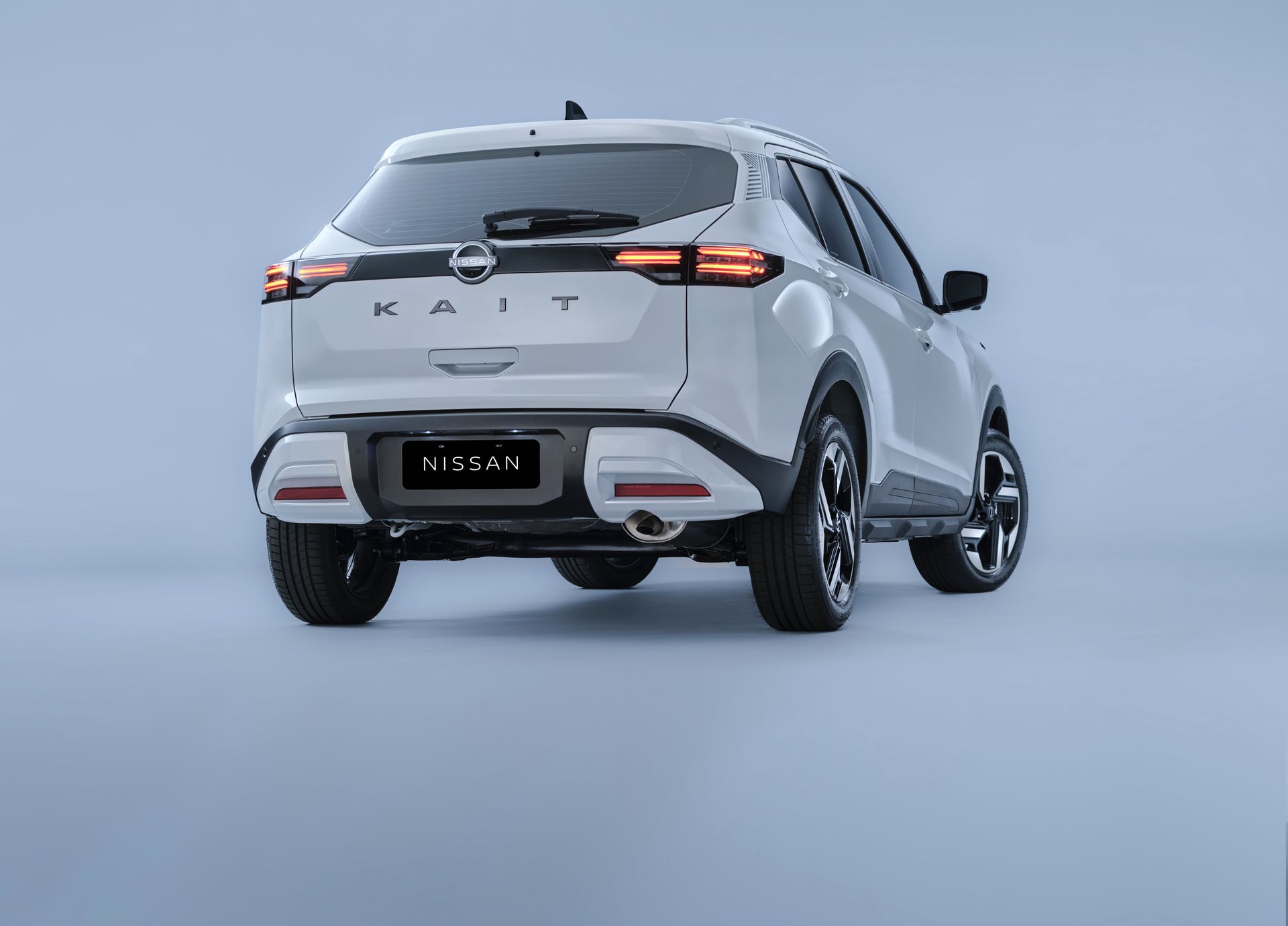 Detalhes da traseira do novo Nissan Kait