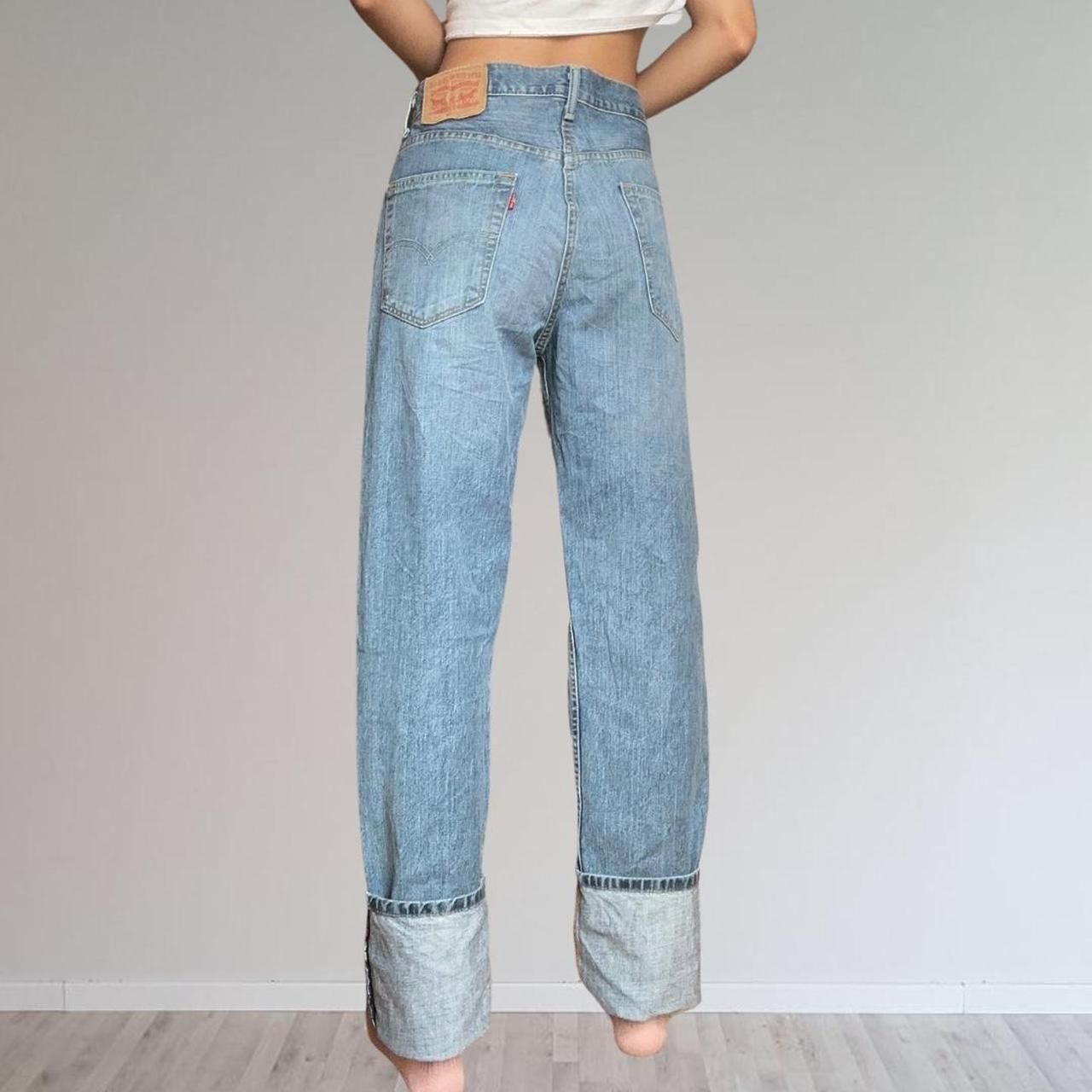 Levi's 550 blue jeans