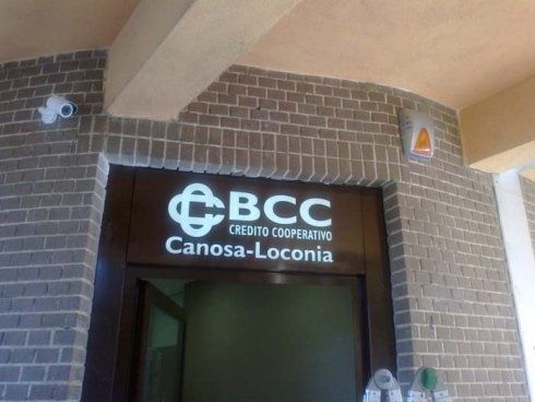 Ingresso di una filiale della banca BCC,