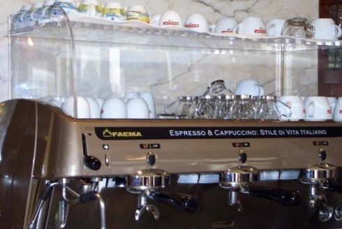 Macchina per caffè espresso con logo