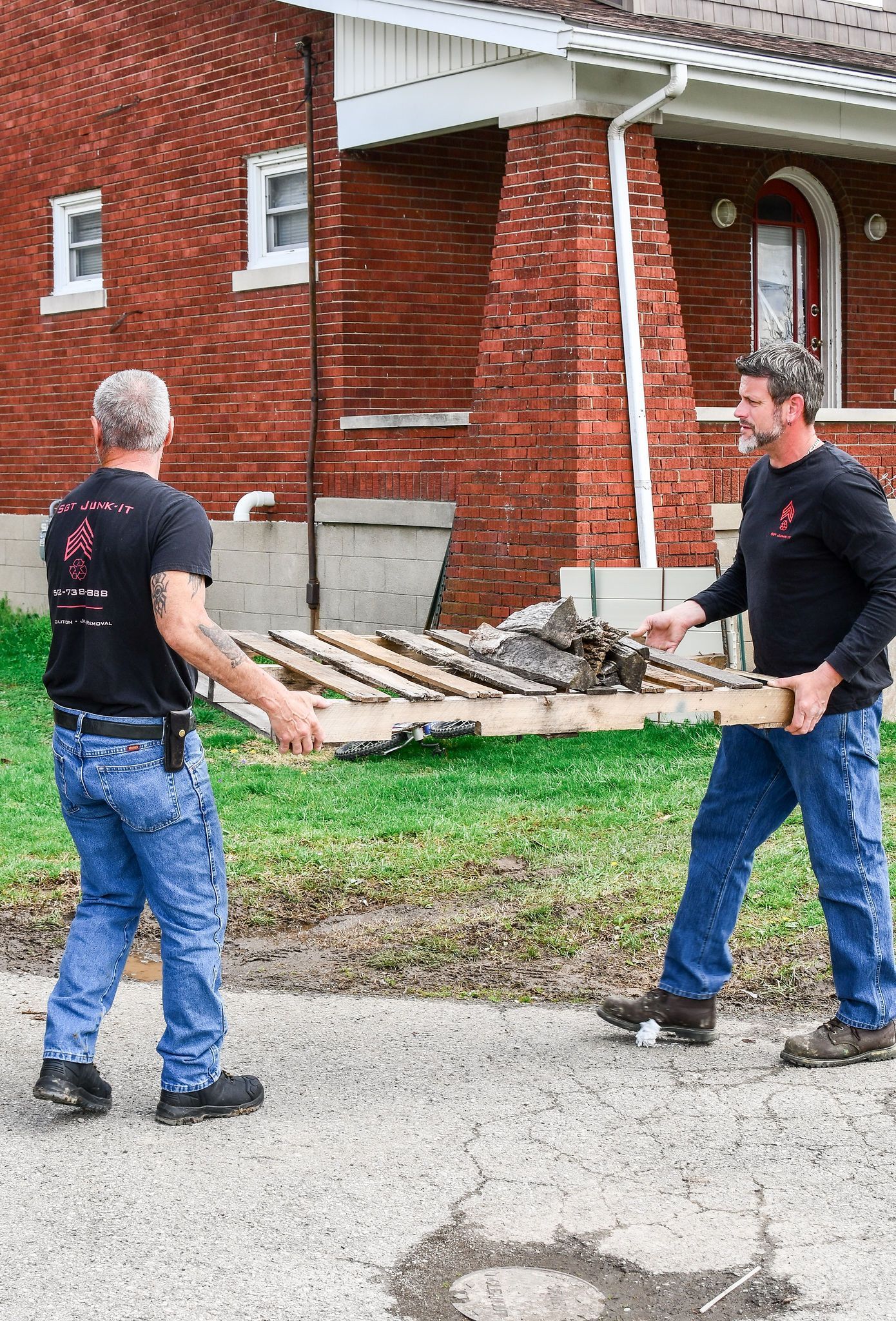 junk haulers louisville ky