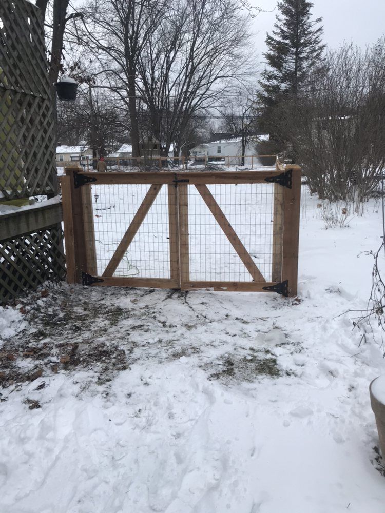 Small Fence — Maywood, IL — Anaya and Sons Fence Company