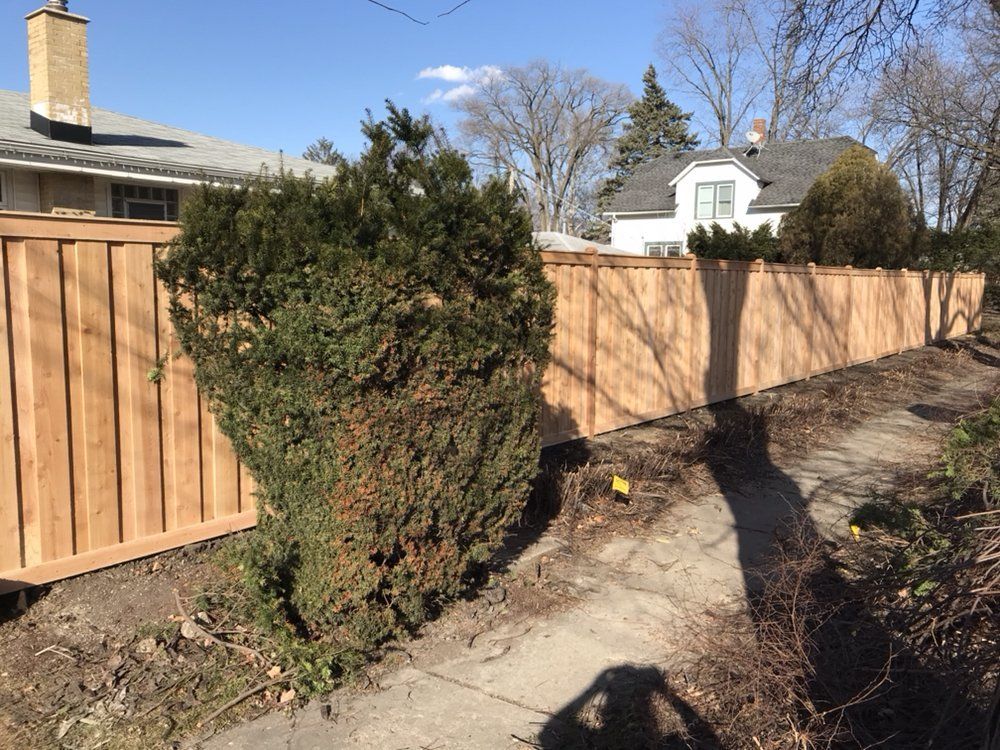 Board with Highland Picket — Maywood, IL — Anaya and Sons Fence Company