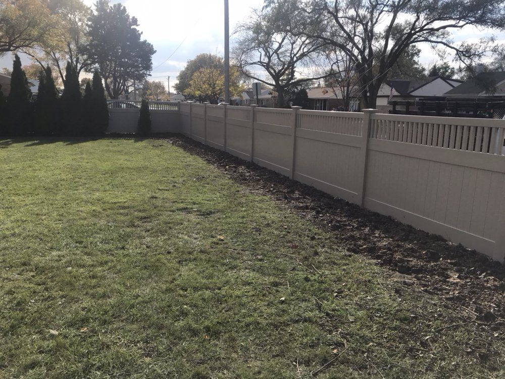 Board With Highland Picket — Maywood, IL — Anaya and Sons Fence Company