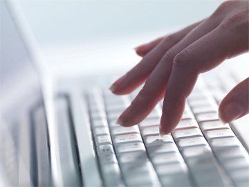 Repetitive strain injury prevention - London, UK - Back to Back - Touch typing courses