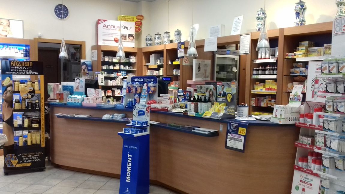 bancone farmacia