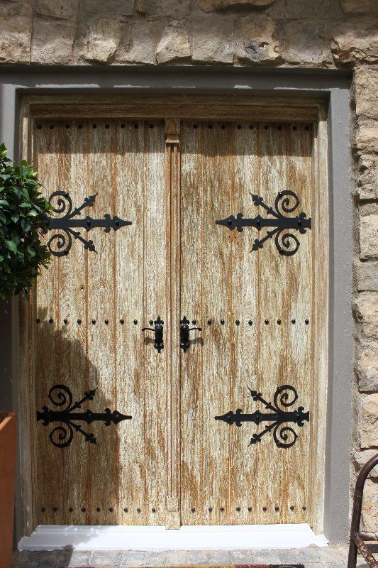Grapedoor Custom Made Oak Wooden Double Door with decorative Hardware