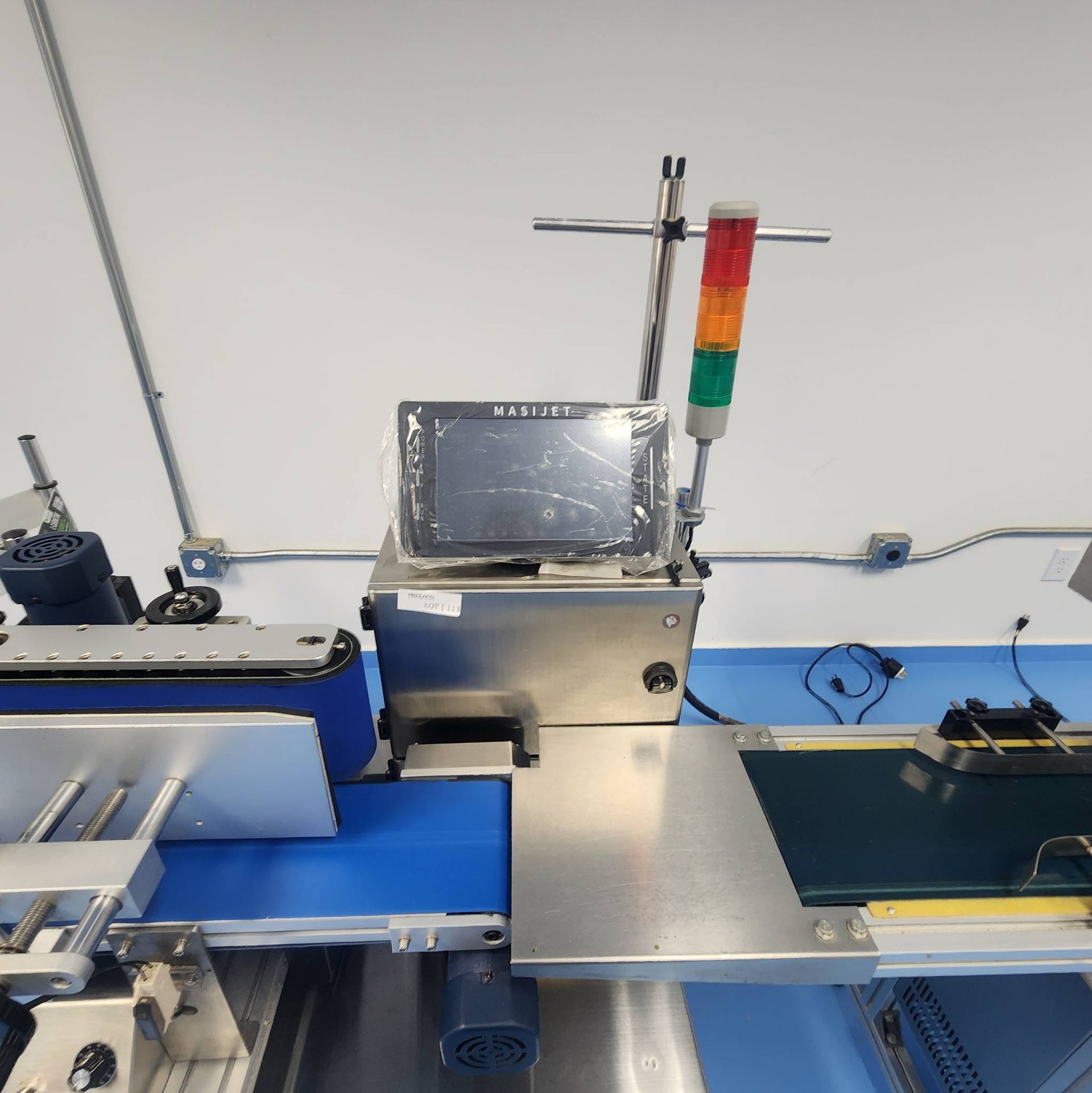 Lot 113 - Automated Labeling Machine System