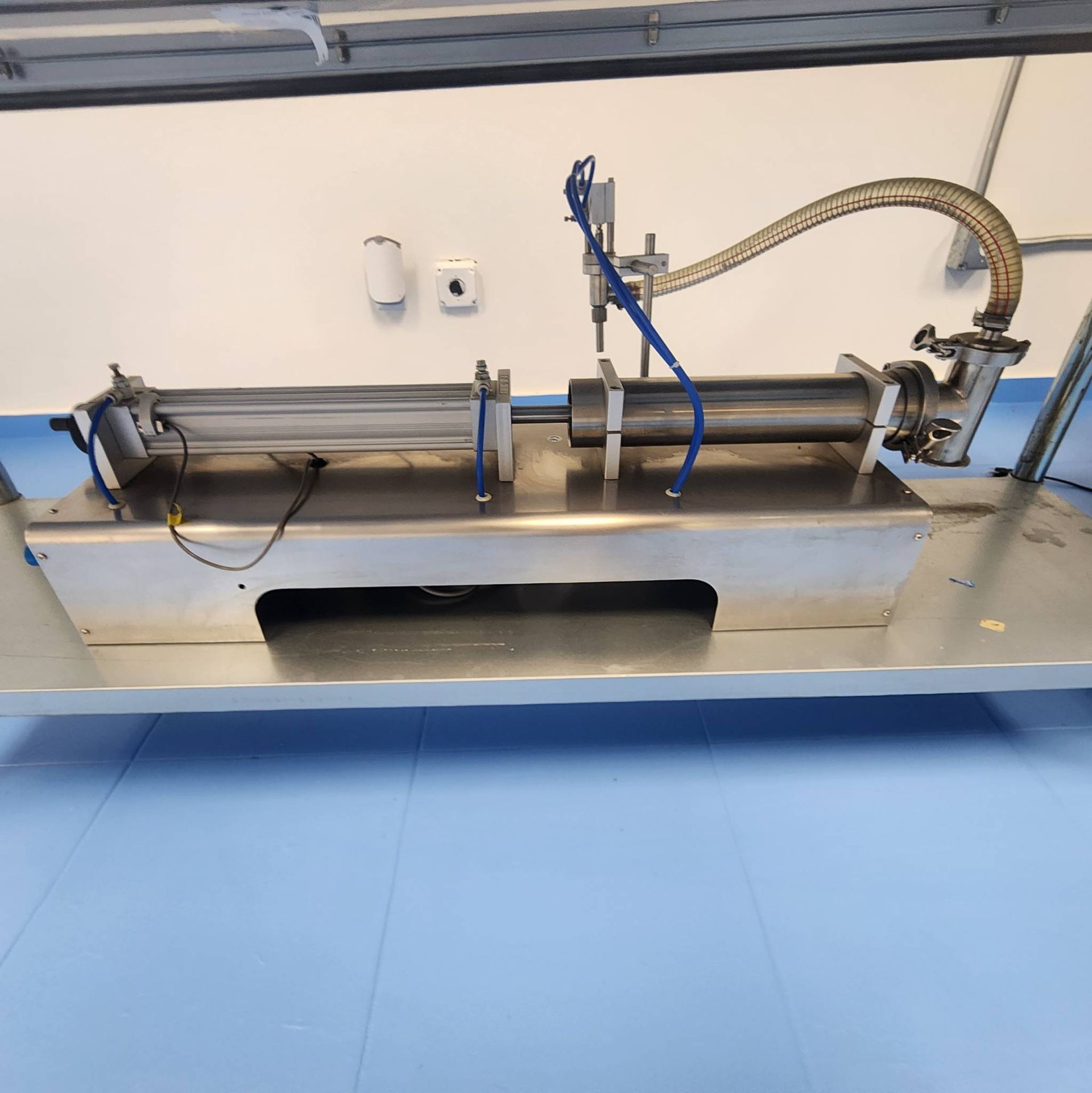 Lot 116 - Stainless Steel Single-Head Filling Machine