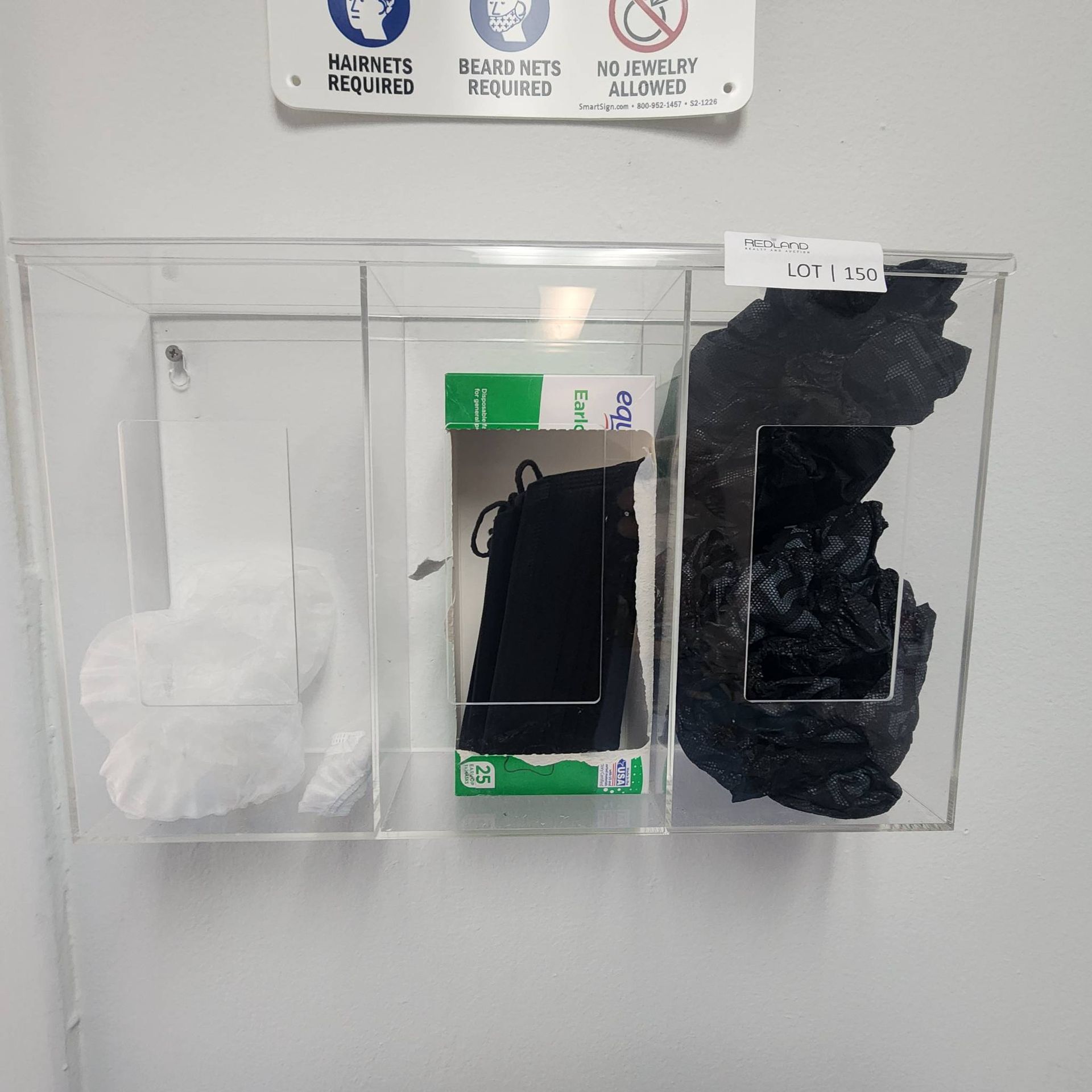 Lot 150 - Wall-Mounted Acrylic Dispenser