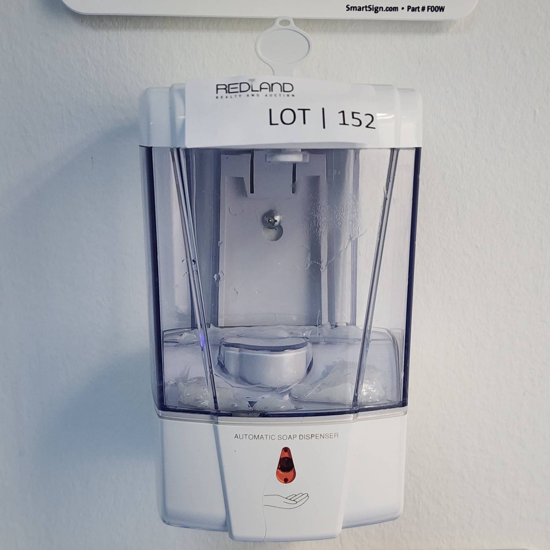 Lot 152 - Plussen Automatic Soap Dispenser