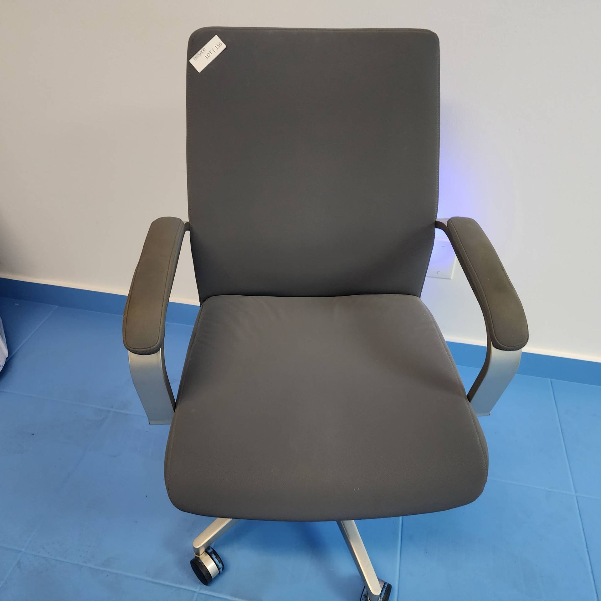 Lot 156 - Gray Office Chair With Wheels